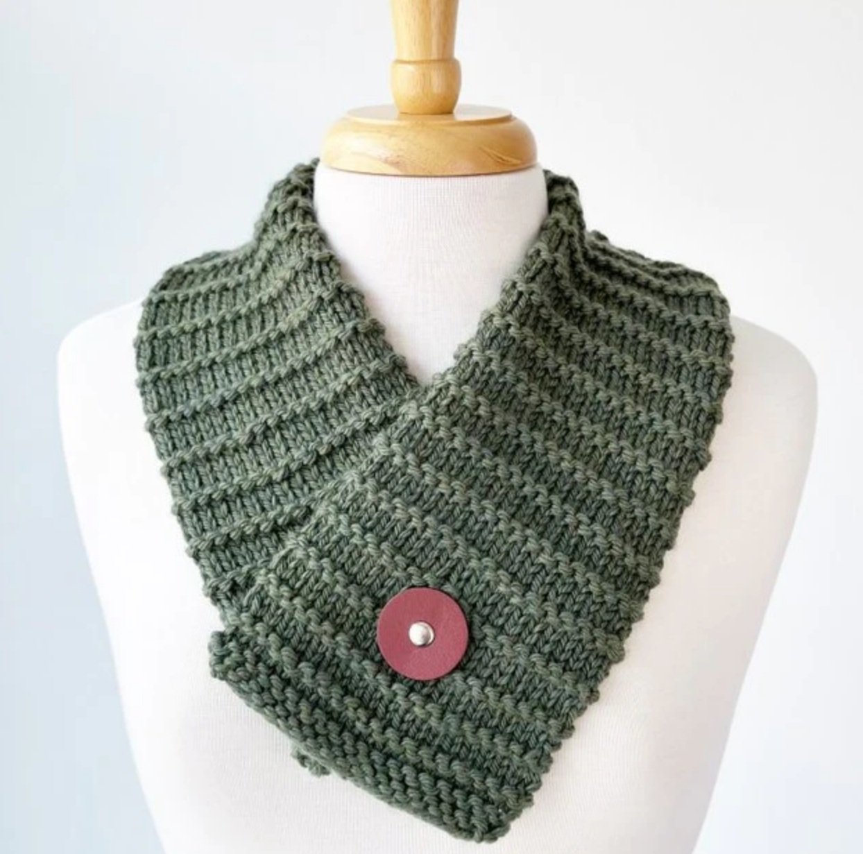 Learn to Knit a Neckwarmer –&nbsp;Loop Yarn, $125