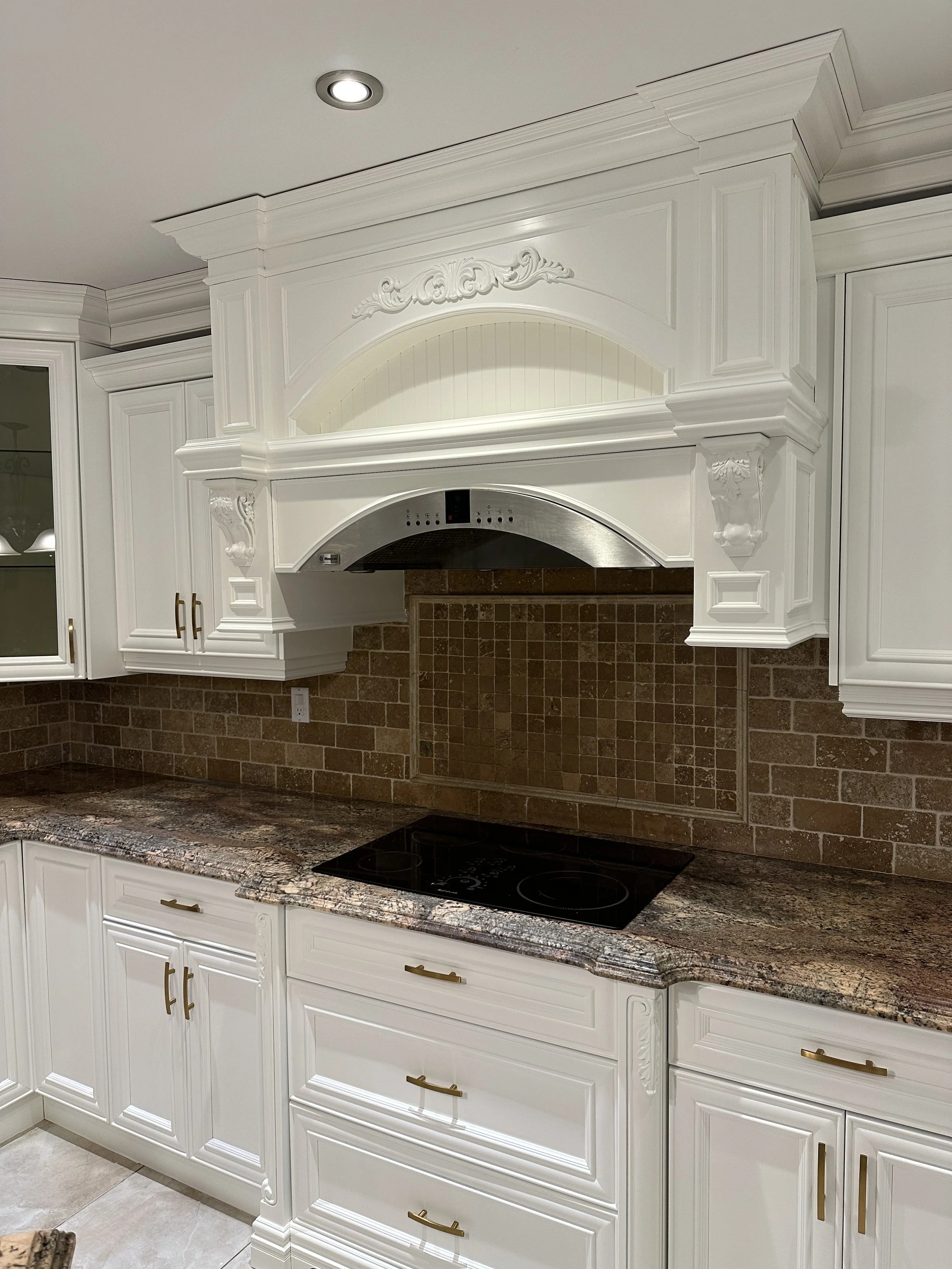 simply white kitchen cabinets