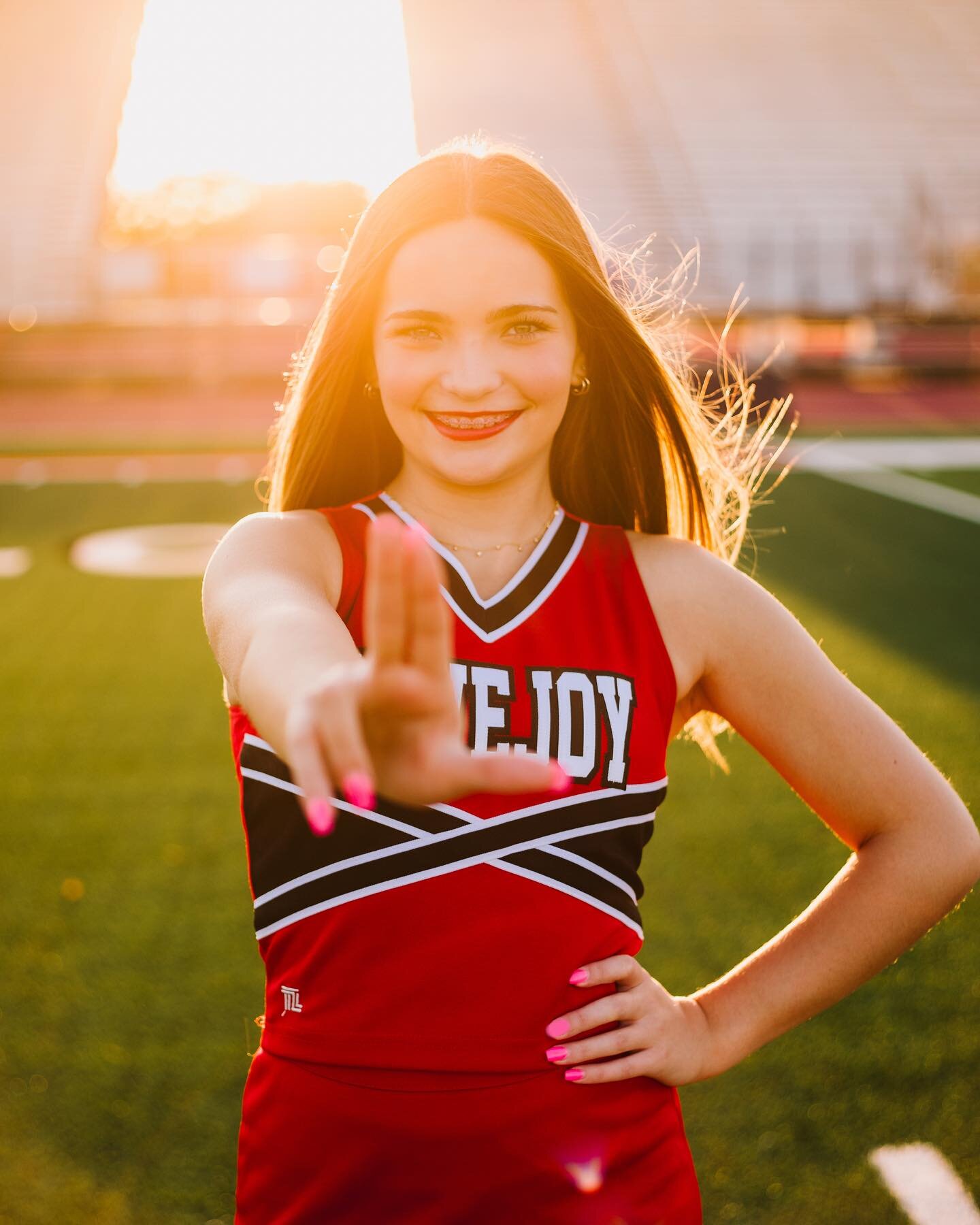 Lovejoy won their game on Thursday, which makes them district champs!! It ended up being the game of the week🎉
&bull;
Had to post some favorites from one of my favorite freshman cheerleaders!! Miss Kaelyn had a mini session commemorating her first y