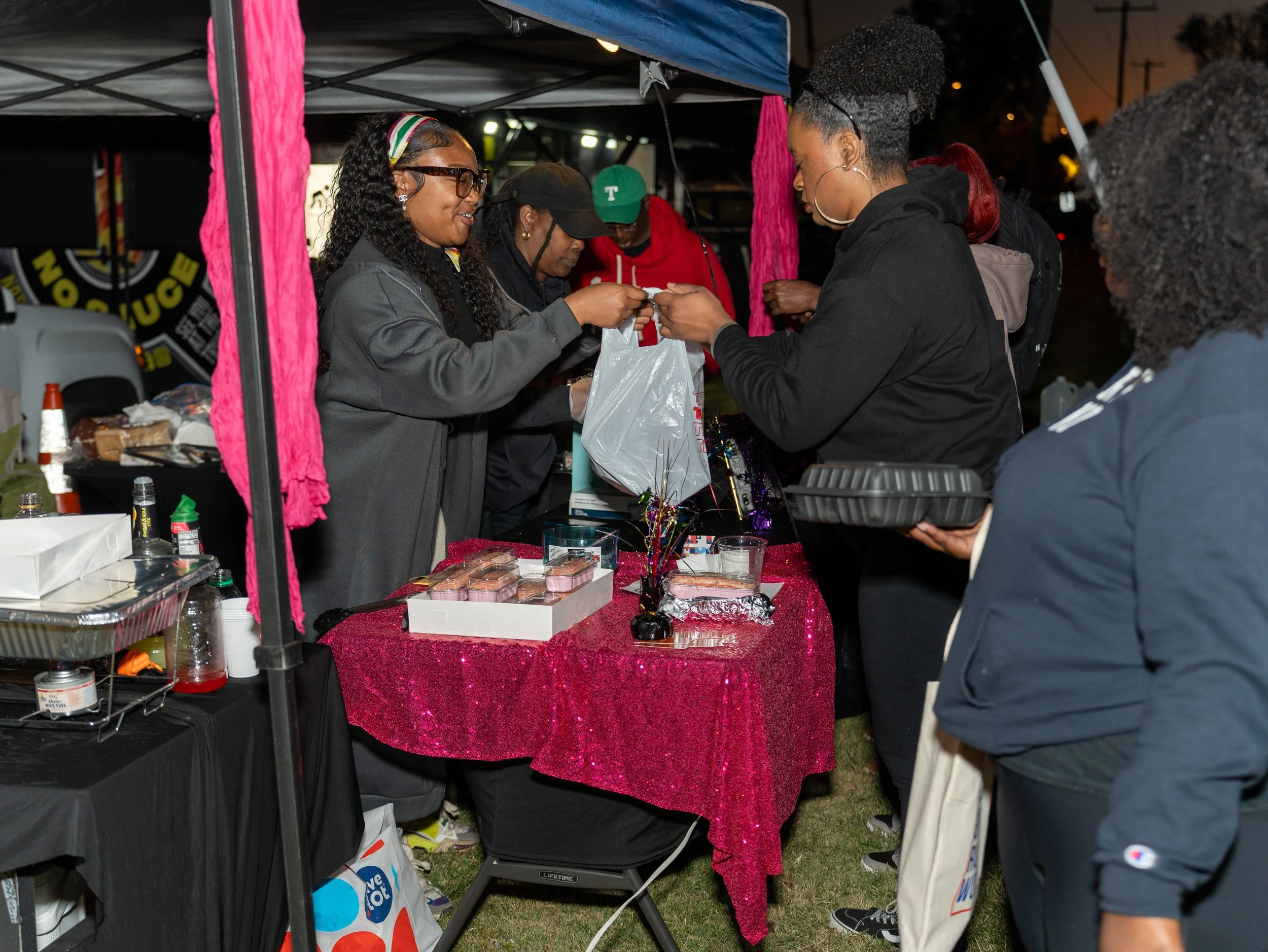 Food Truck/Food Vendor