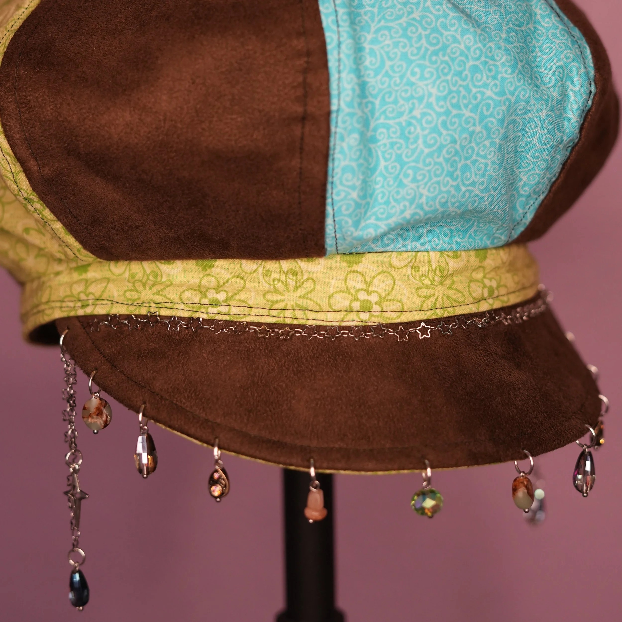 sus-newsie-caps2-product-1x1-073.jpg