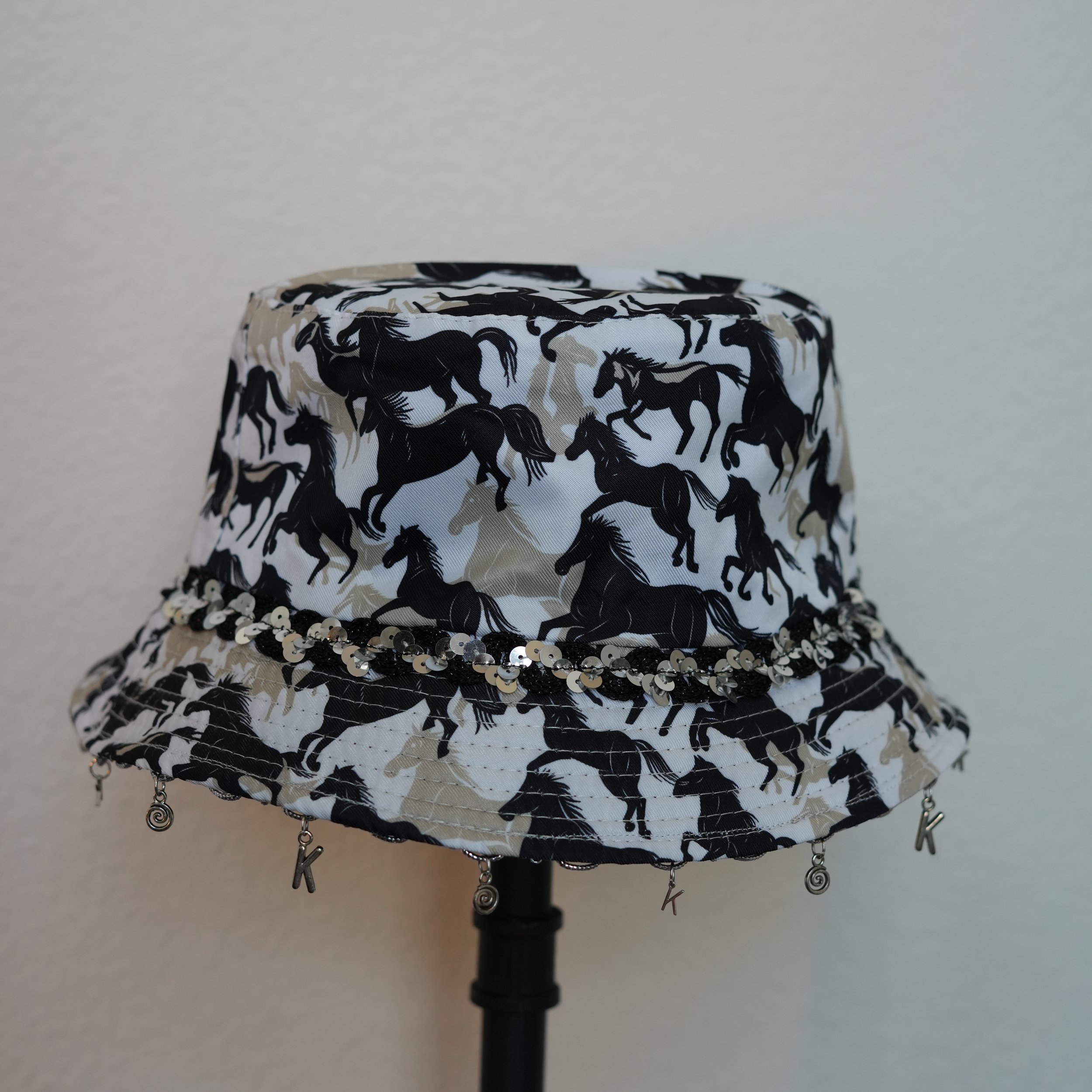 horsie sauce bucket hat