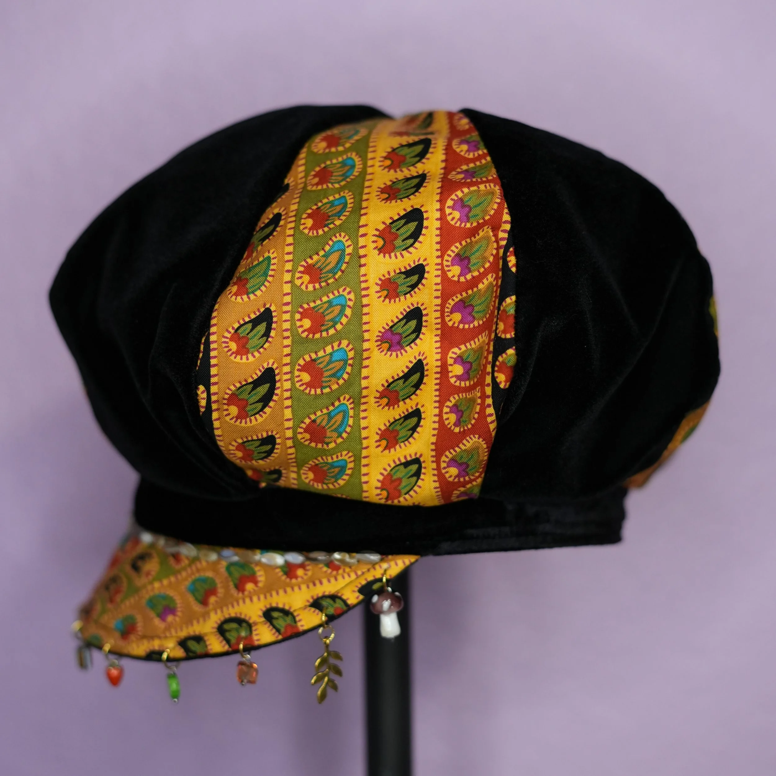 sus-newsie-caps2-product-1x1-007.jpg