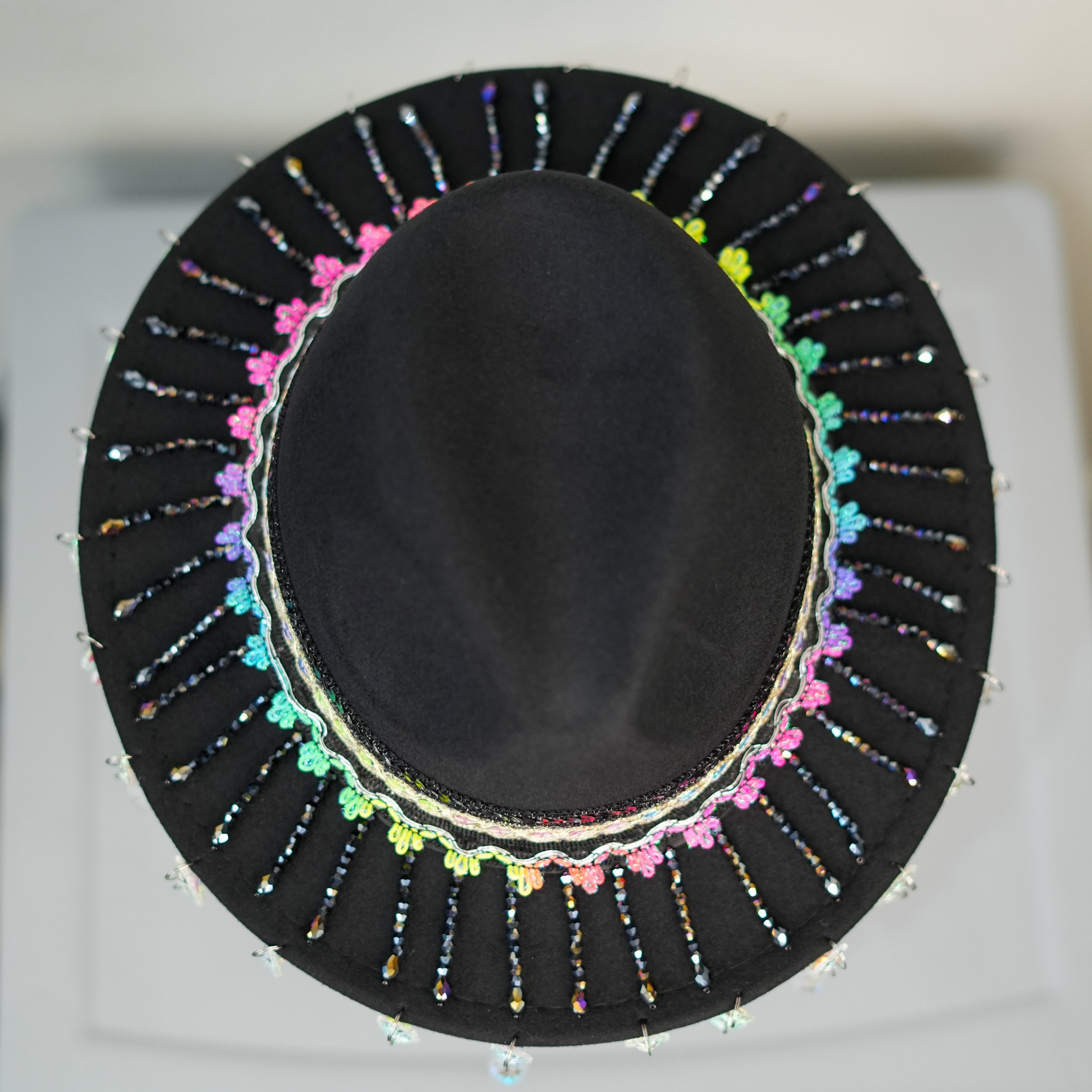 disco.drips-fedora-titanium-09-2.jpg