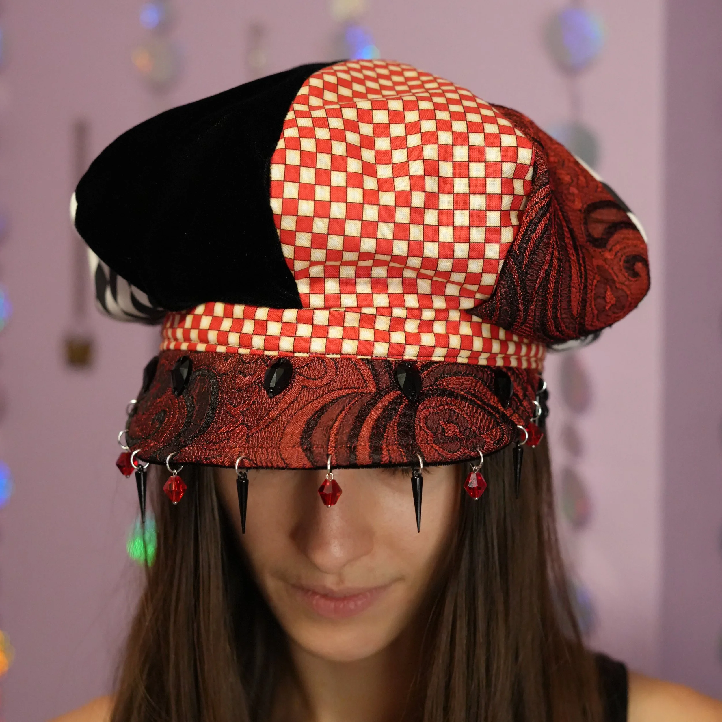 sus-newsie-caps2-model-14.jpg