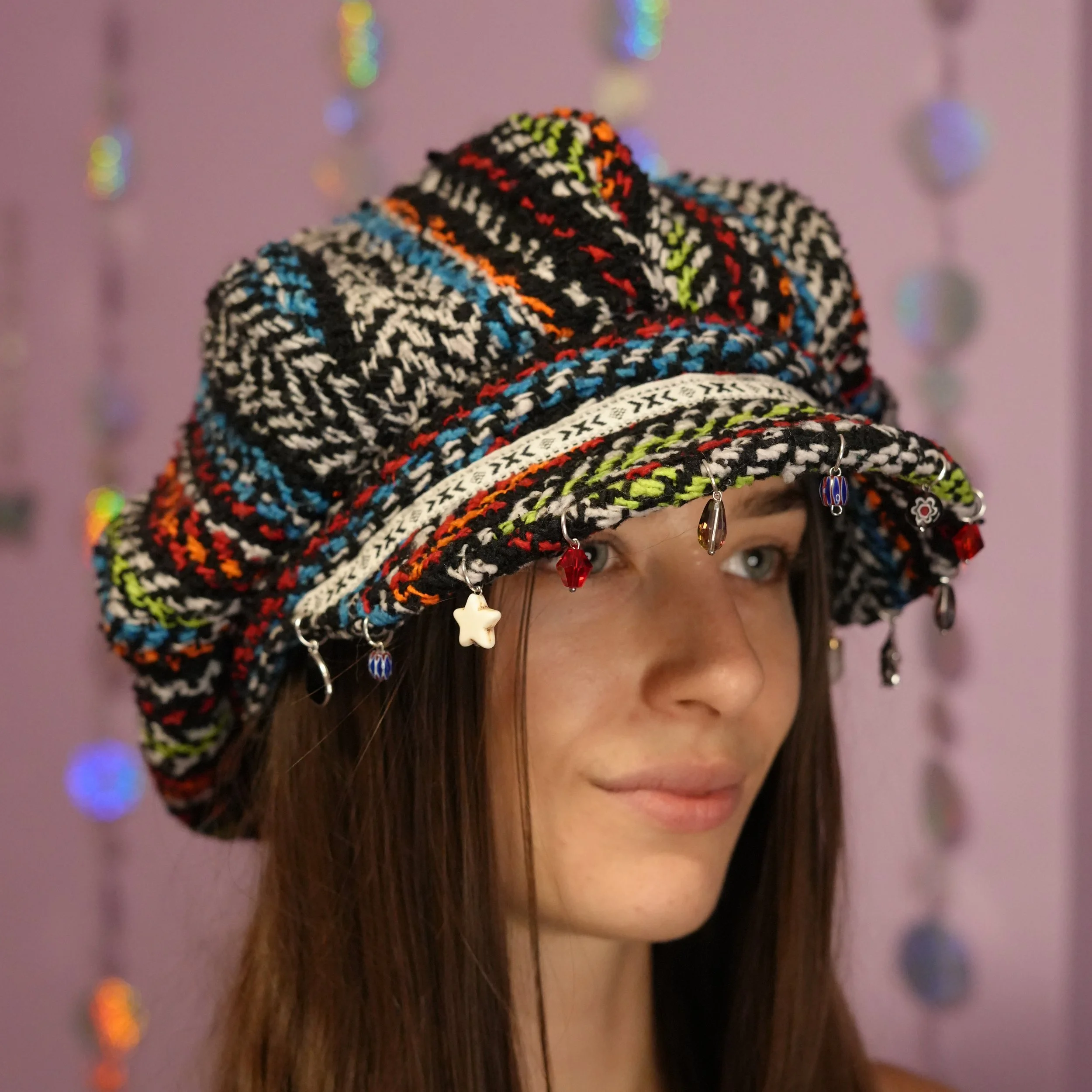 sus-newsie-caps2-model-21.jpg