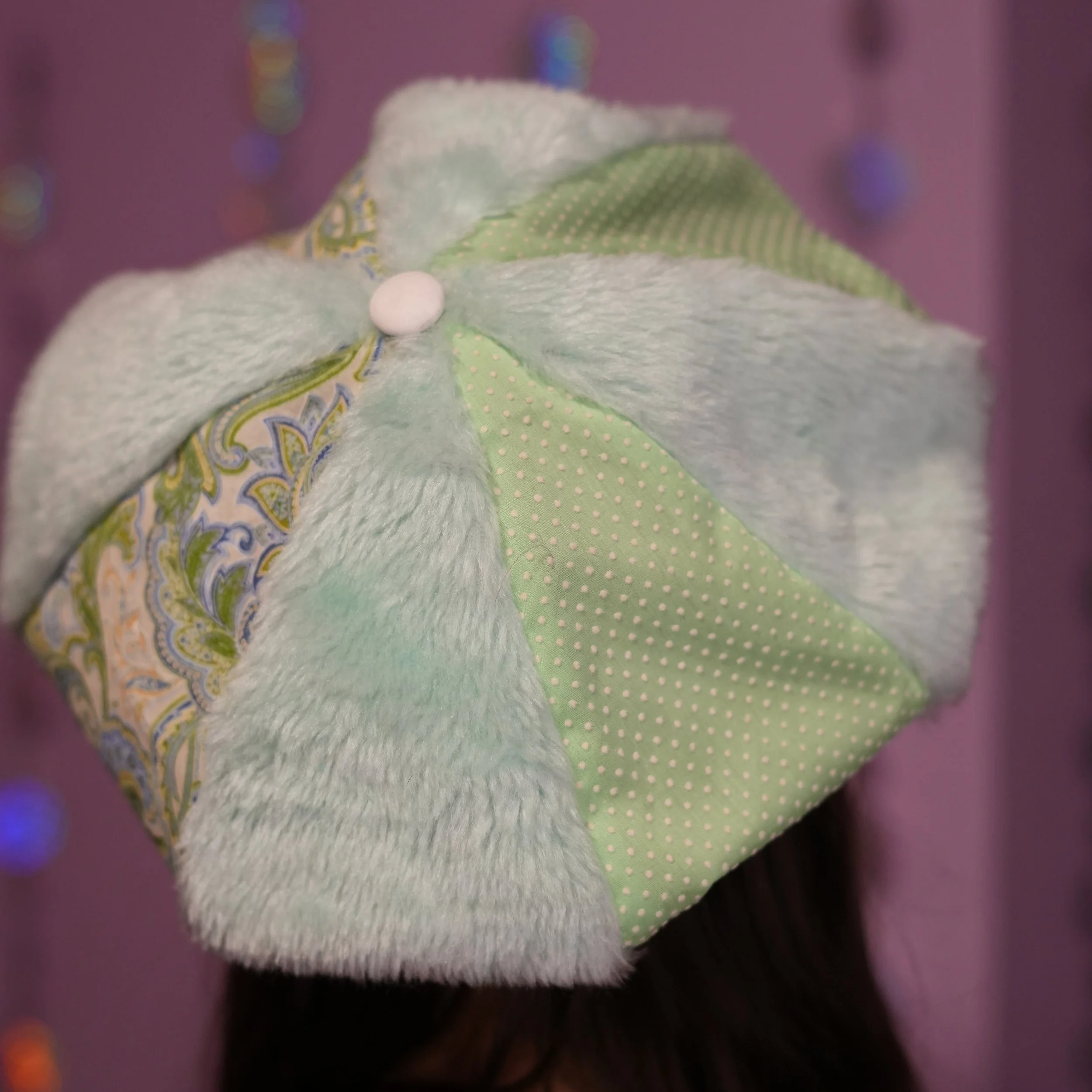 sus-newsie-caps2-model-11.jpg