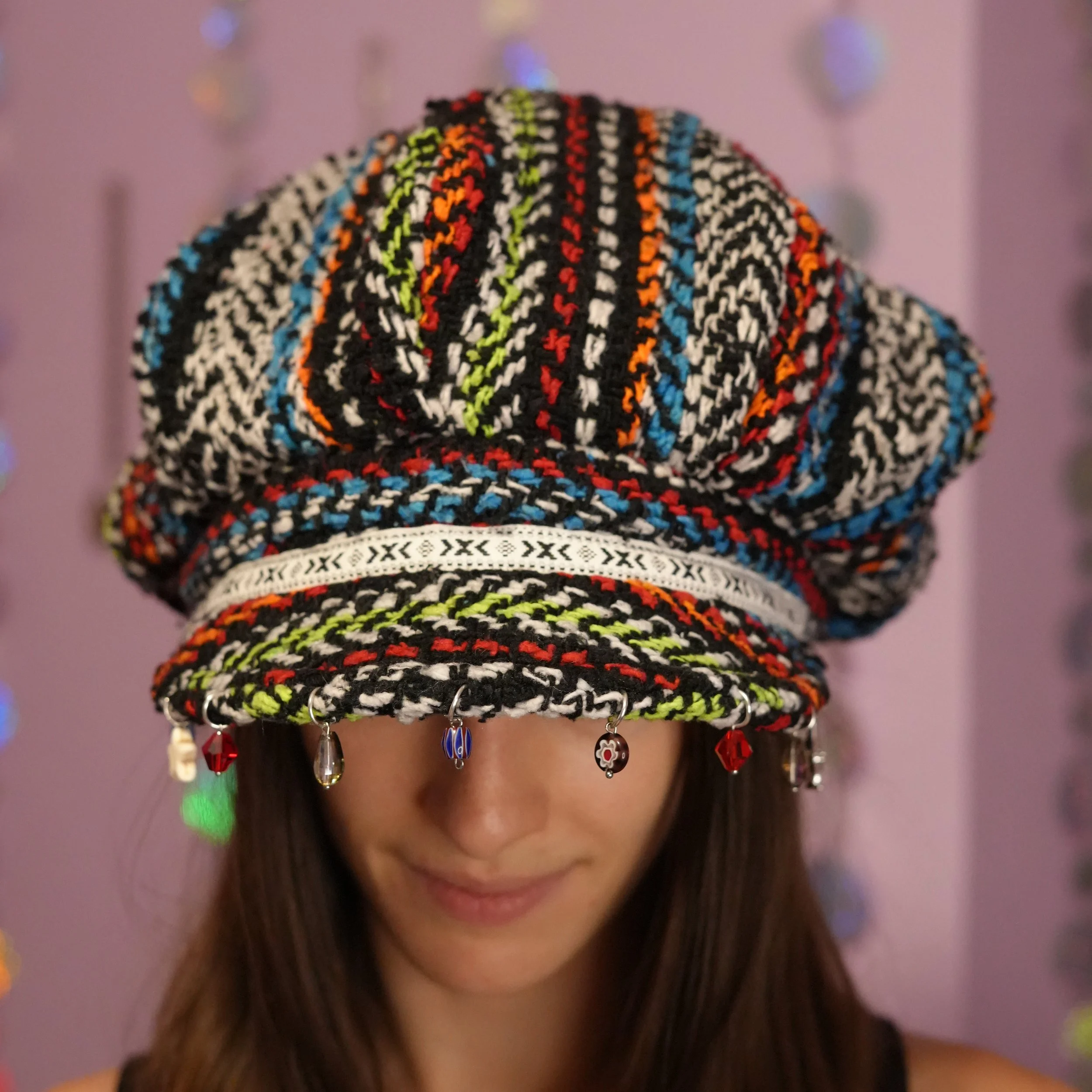 sus-newsie-caps2-model-20.jpg