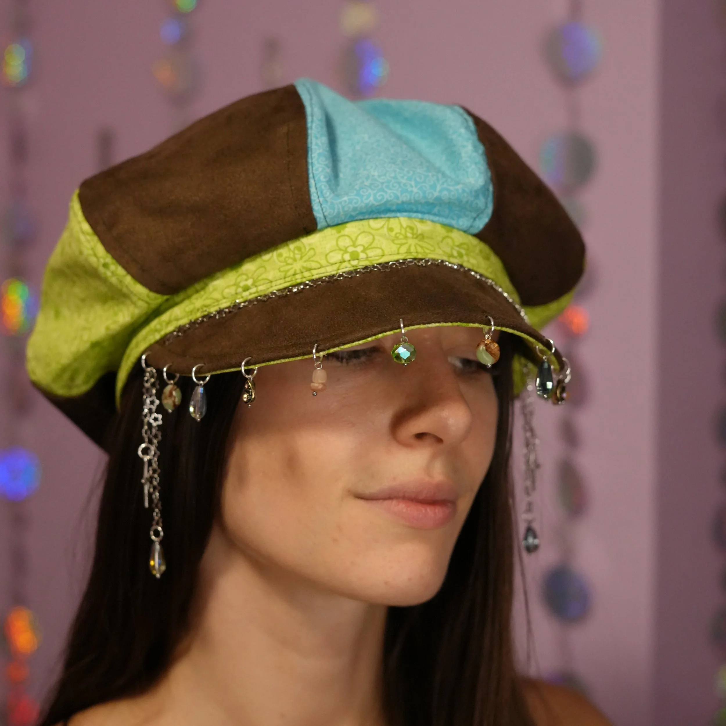 sus-newsie-caps2-model-45.jpg