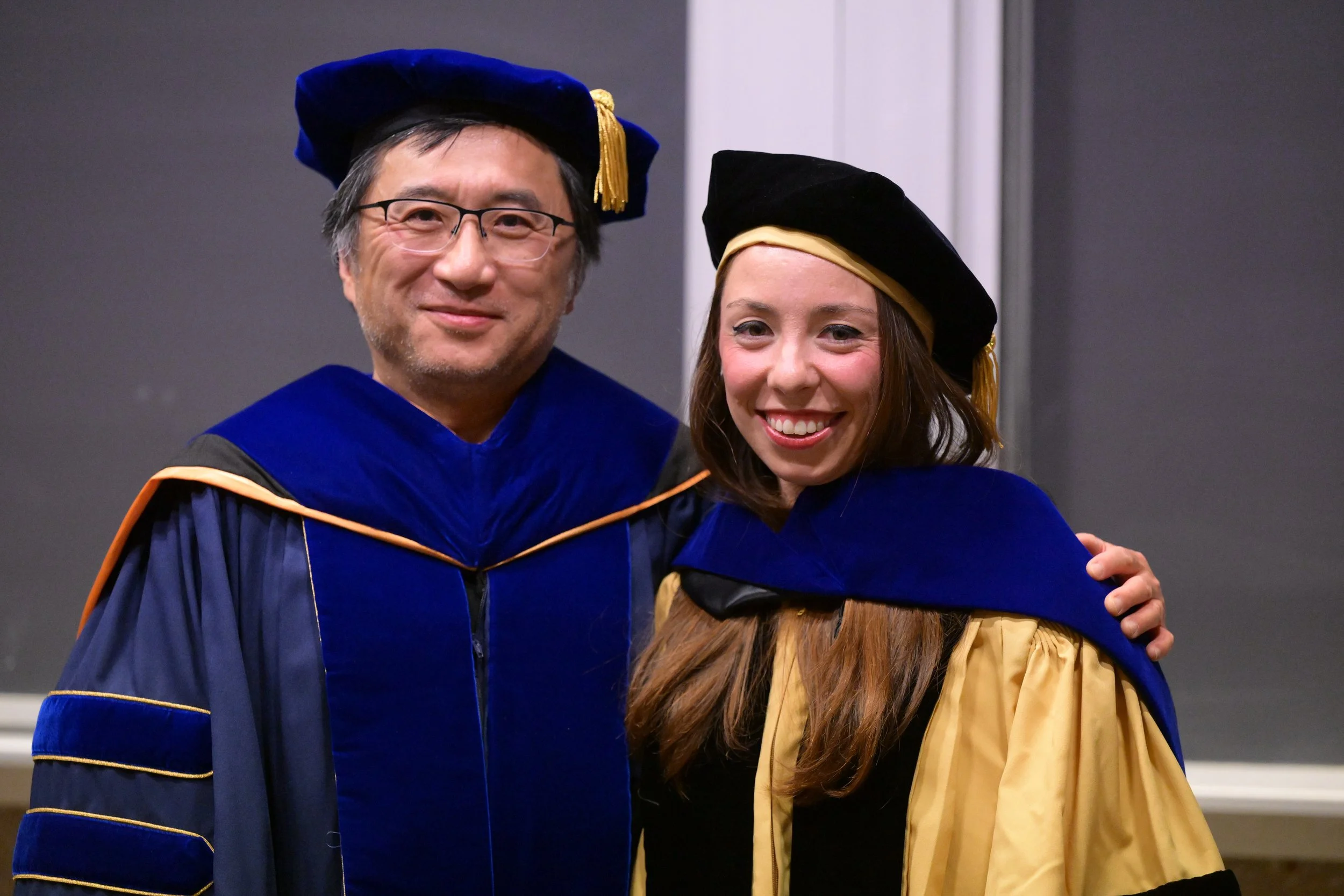 May 23rd, 2024: Dr. John Kim hoods Kim Lab graduate Jessie Kirshner at JHU CMDB's Hooding Ceremony. Congrats Dr. Kirshner! 