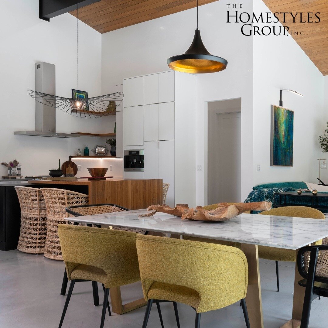 Immerse yourself in the warmth of wood tones and the freshness of greenery in this home! Our love for this harmonious combination creates a funky yet modern atmosphere, seamlessly blending the best of both worlds. Let's bring your vision to life, no 
