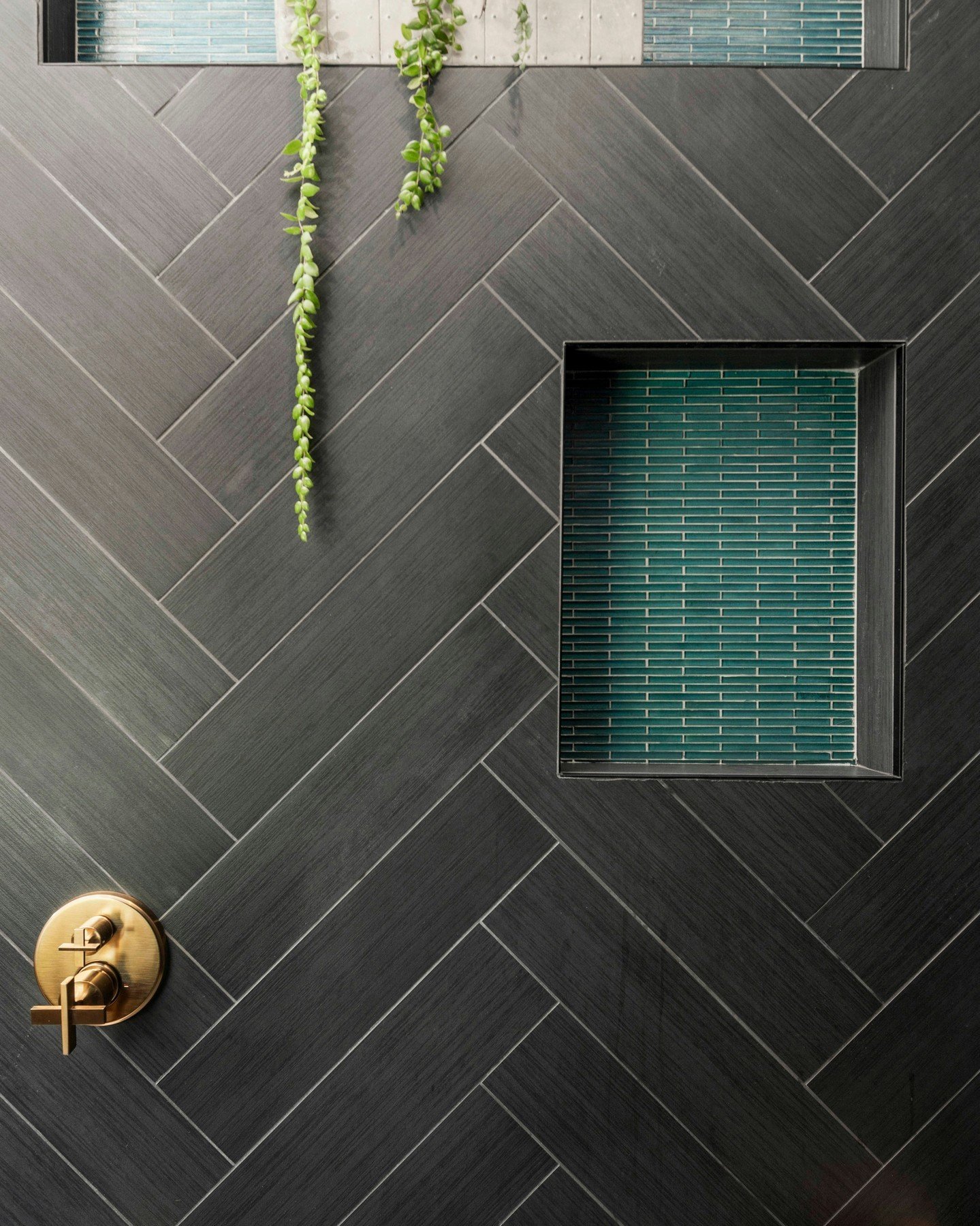Fun fact: Tiles are your canvas for unique style! ✨  No matter the space, from contrasting colors to fun shapes, tiles let you showcase your personality.  What story will your tiles tell?

#TheHomestylesGroup #ShowerDesign #TileDesign #BathroomGoals 