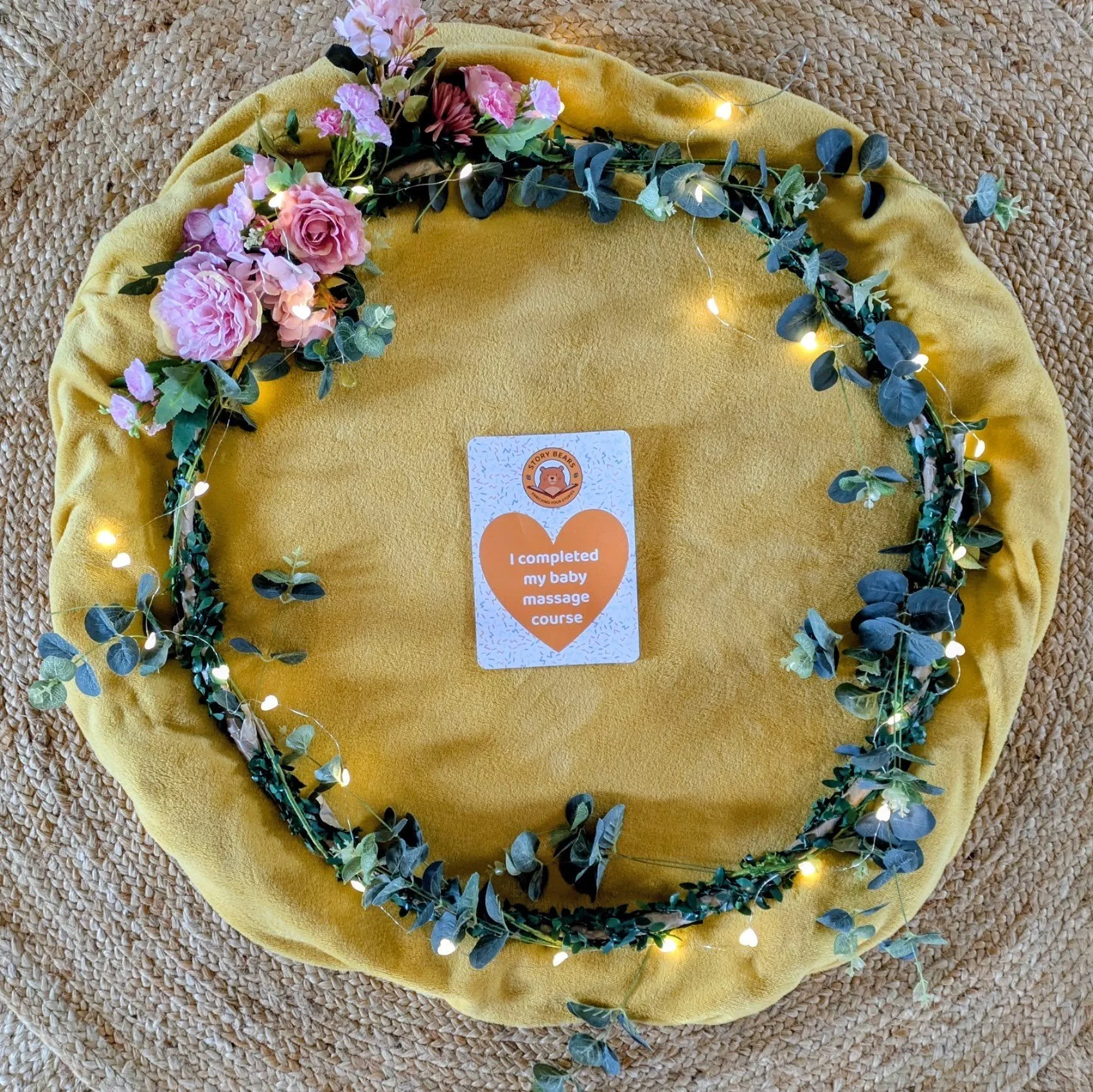 🌸 BABY MASSAGE 5 WEEK COURSE 🌸

Our current baby massage course came to an end today. Over the course families have learned a full body massage and some gentle movements for the play mat too! It's been wonderful to see the babies staring into their