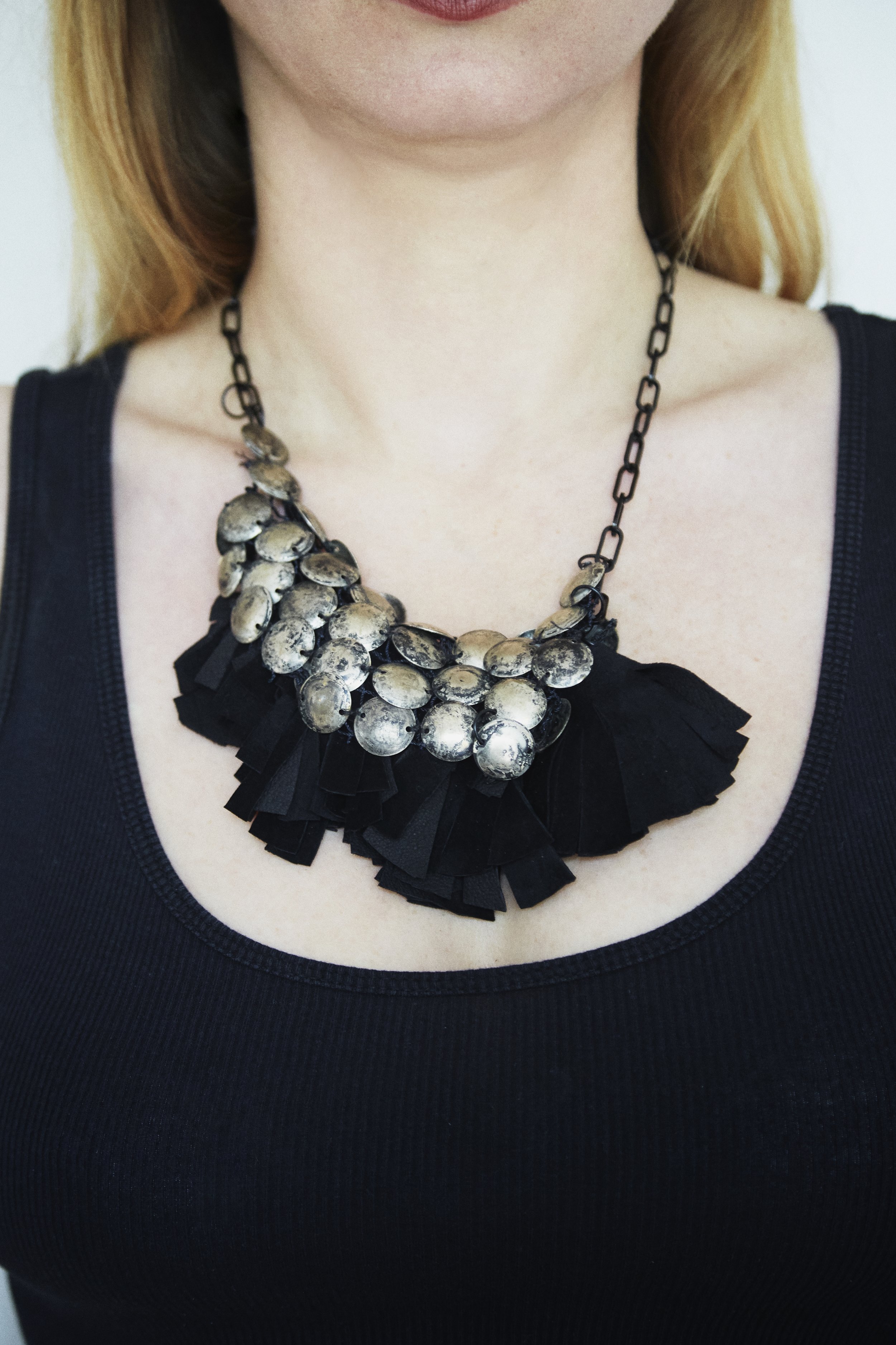 Ofra Leather and Metal Necklace_F.W233081.1.jpg