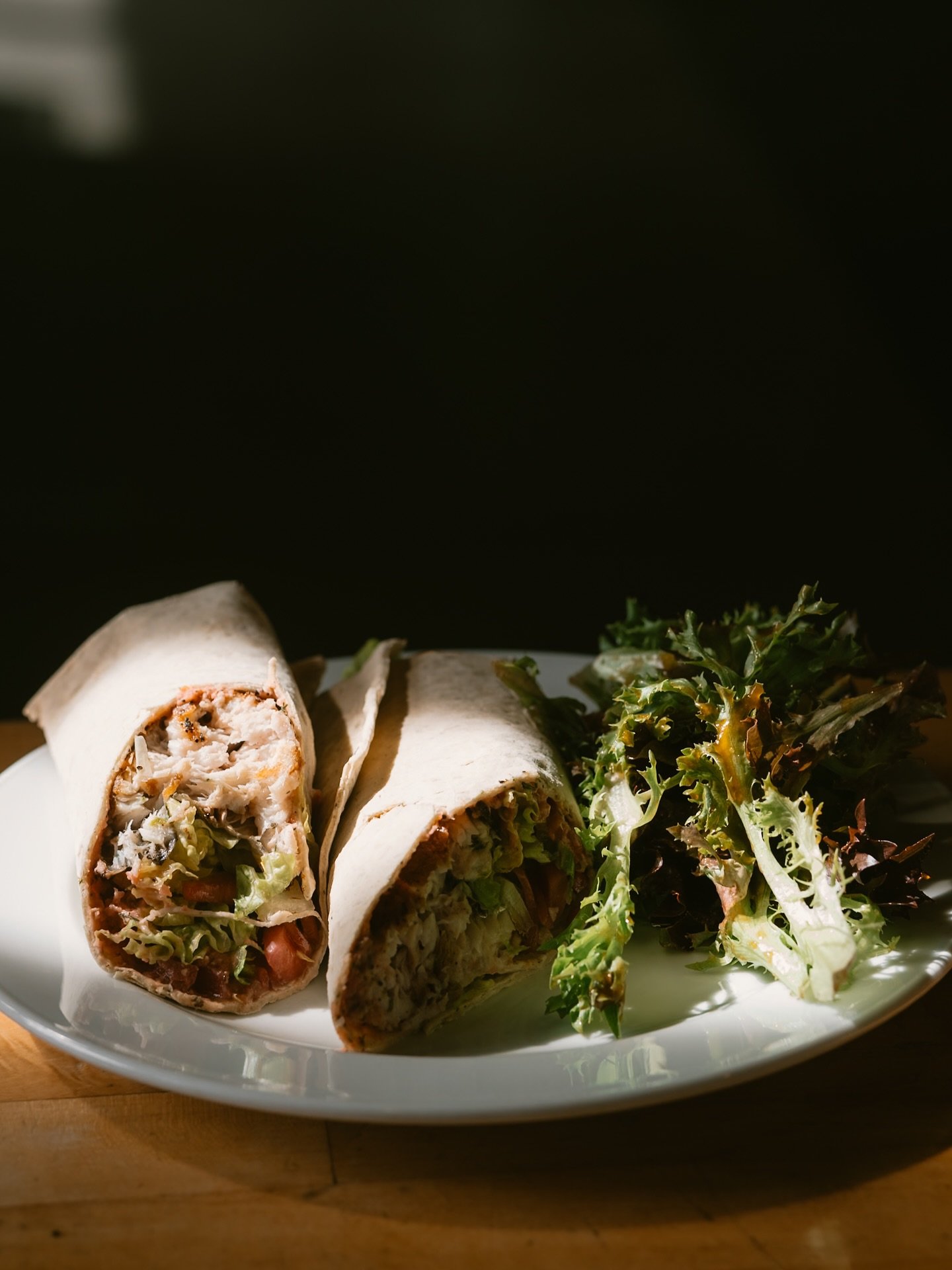 Mackerel Lavash Wrap
chickpea-sauerkraut spread | pickled red onion | lettuce

Available now on the fall lunch menu
Tuesday-Saturday 11-3 pm