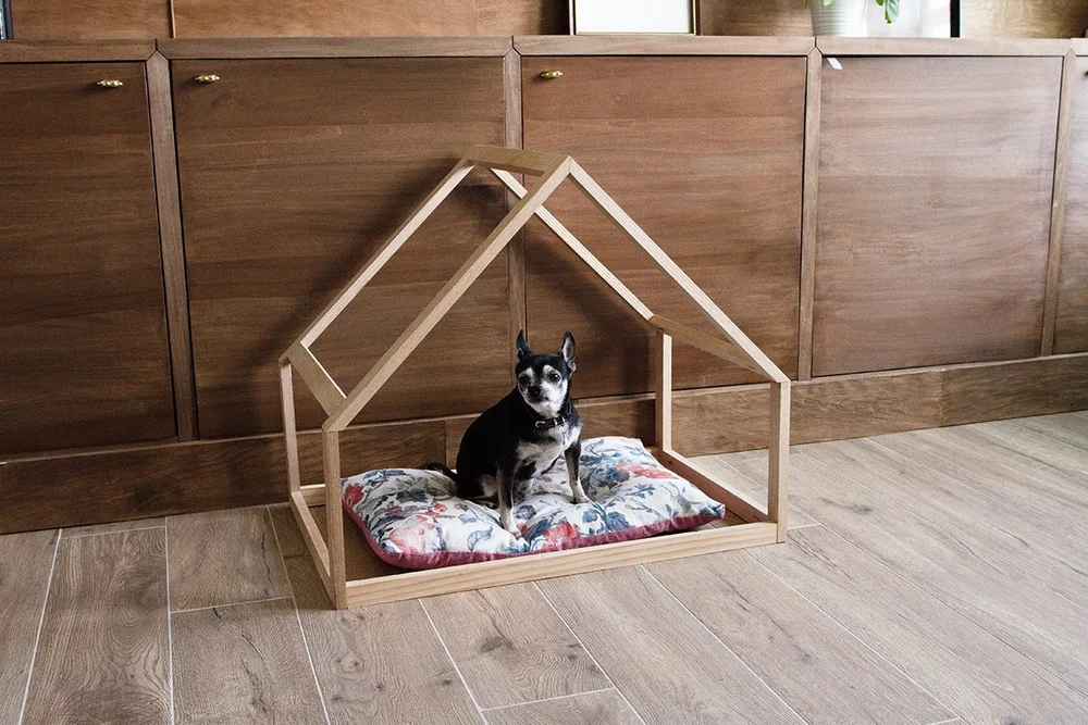 Minimalist Dog House Frame Customizable Pet Retreat — Handwerk