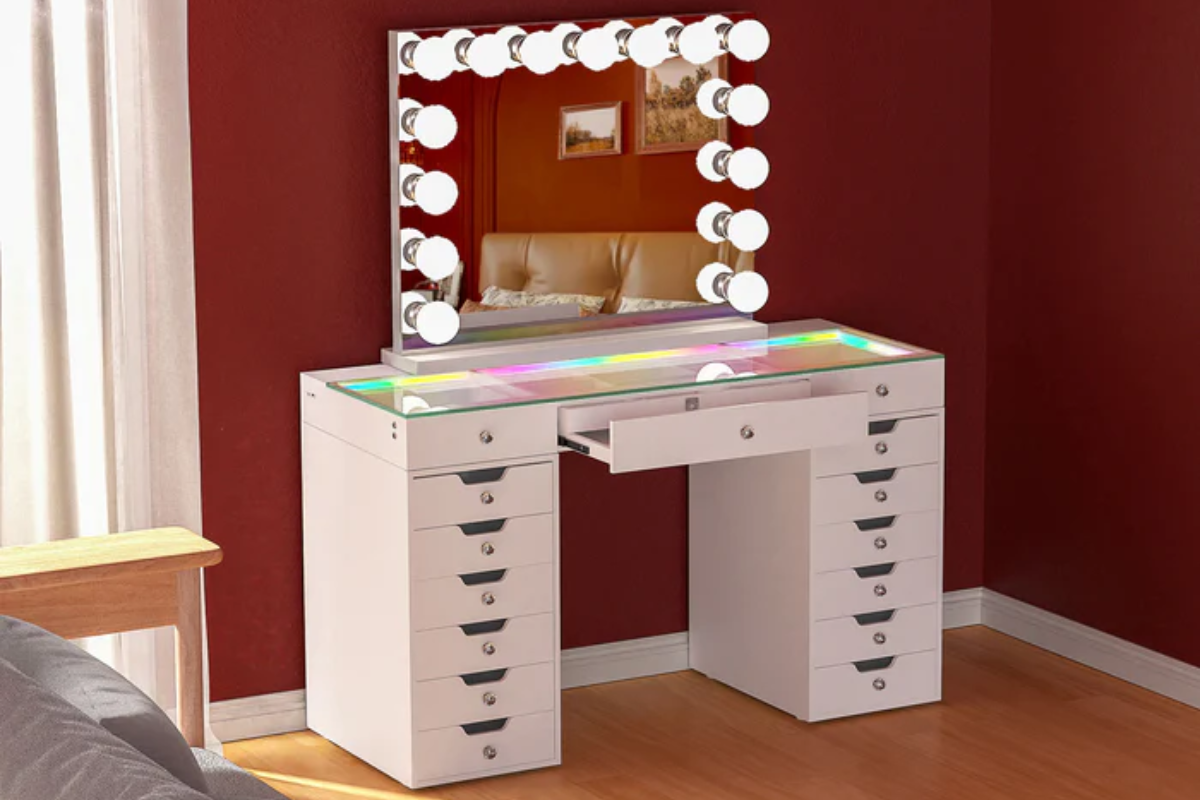 Lisa LED Vanity Set