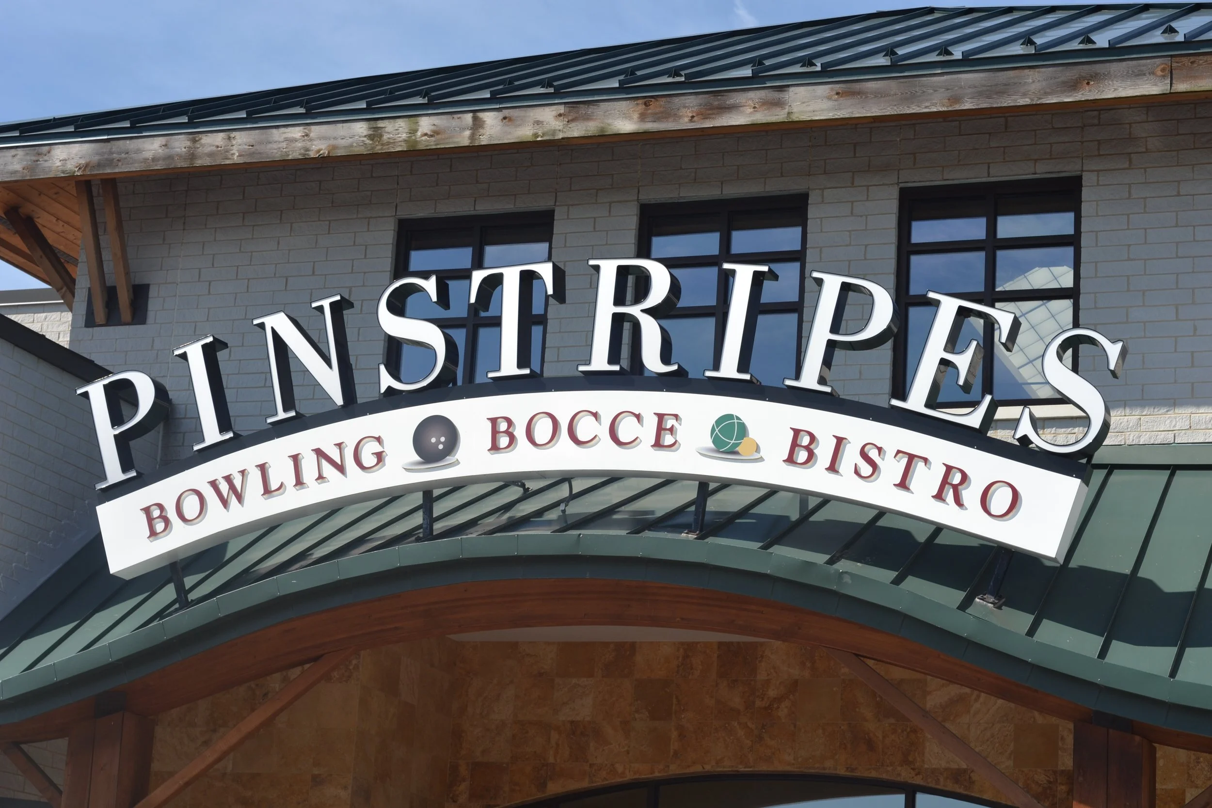 Pinstripes - Bowling Bocce Bistro