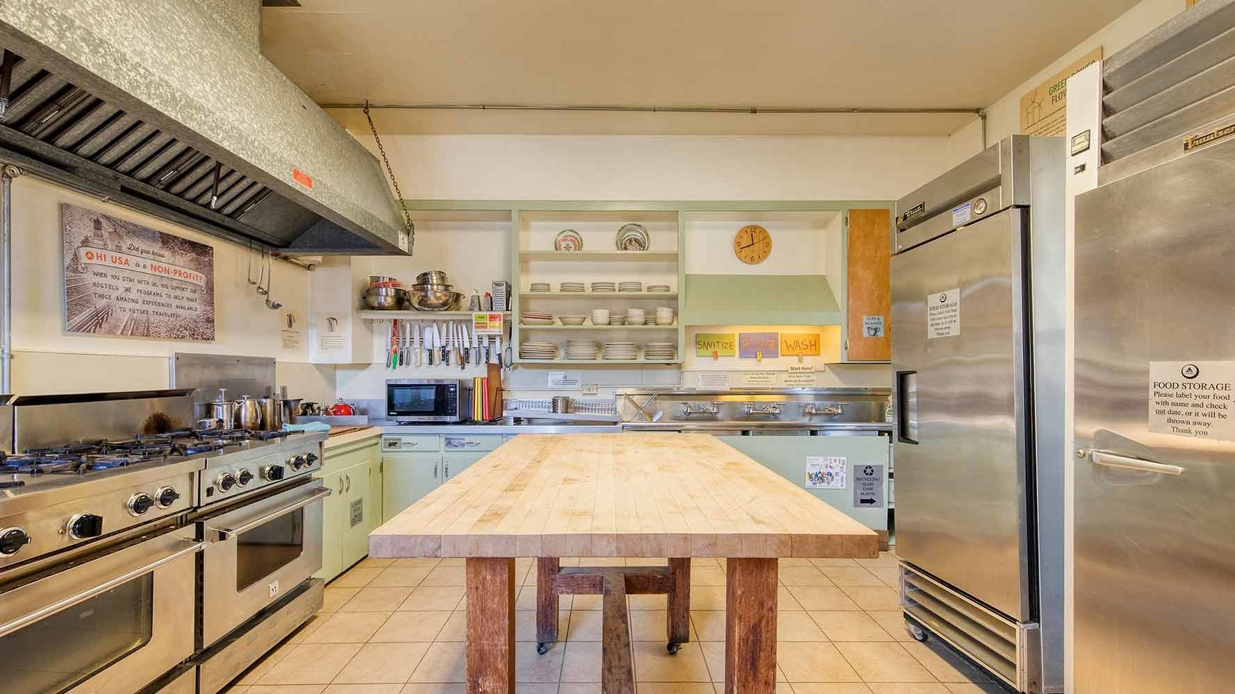point-reyes-hostel-kitchen-2000-1778x1000.jpeg