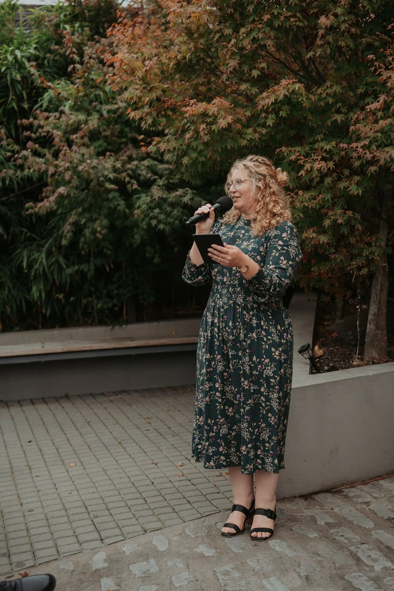 Mel Foster delivering a relaxed and heartfelt, personalised wedding ceremony. Dunedin Celebrant and MC