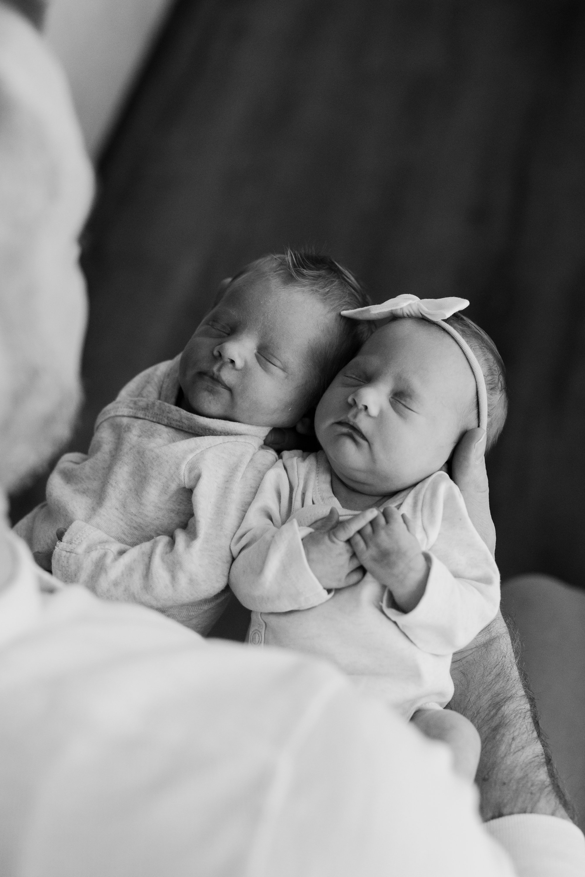 san_diego_carlsbad_twin_newborn_family_photographer_21.jpg