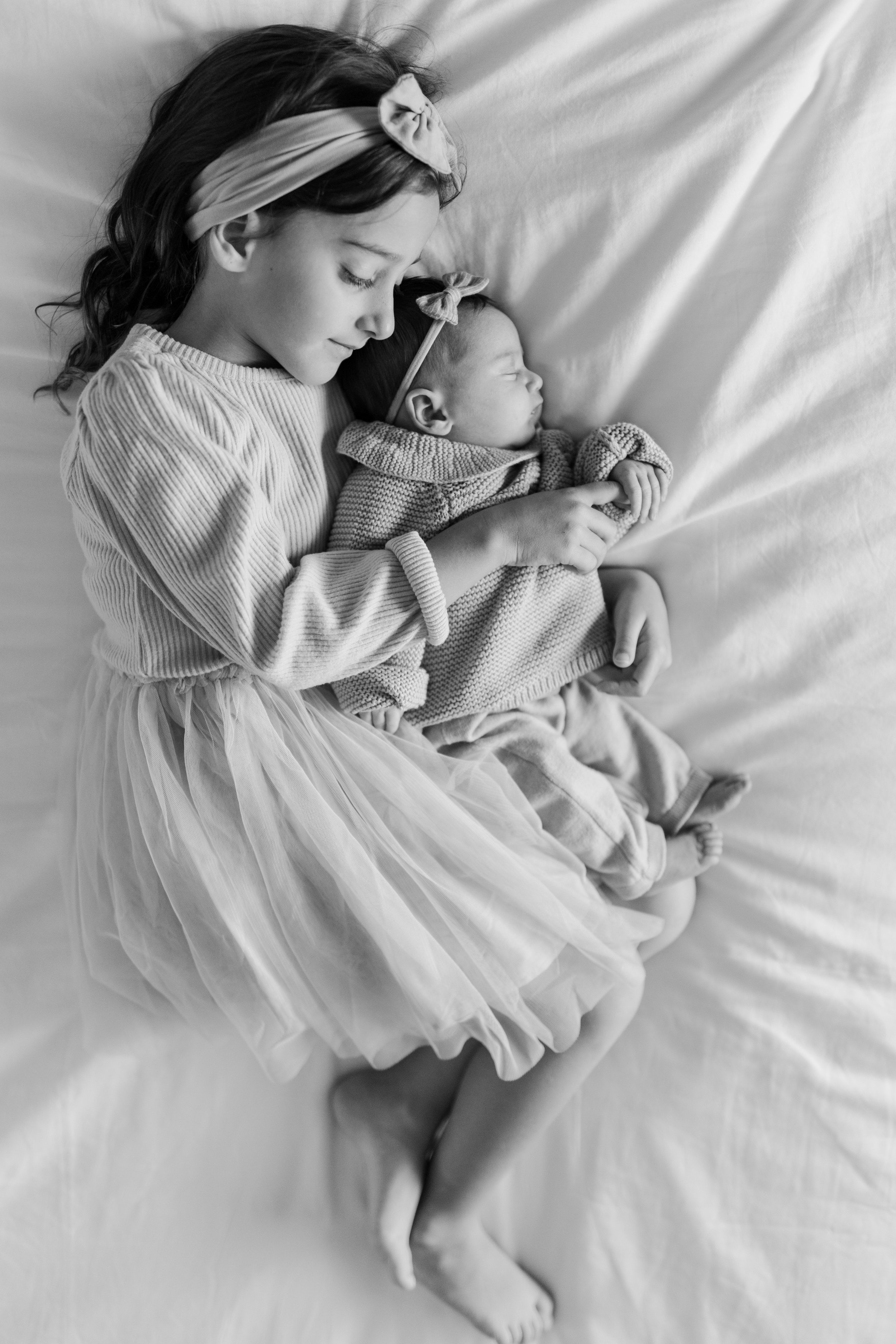 carslbad-newborn-photographer-in-home-session-11.jpg