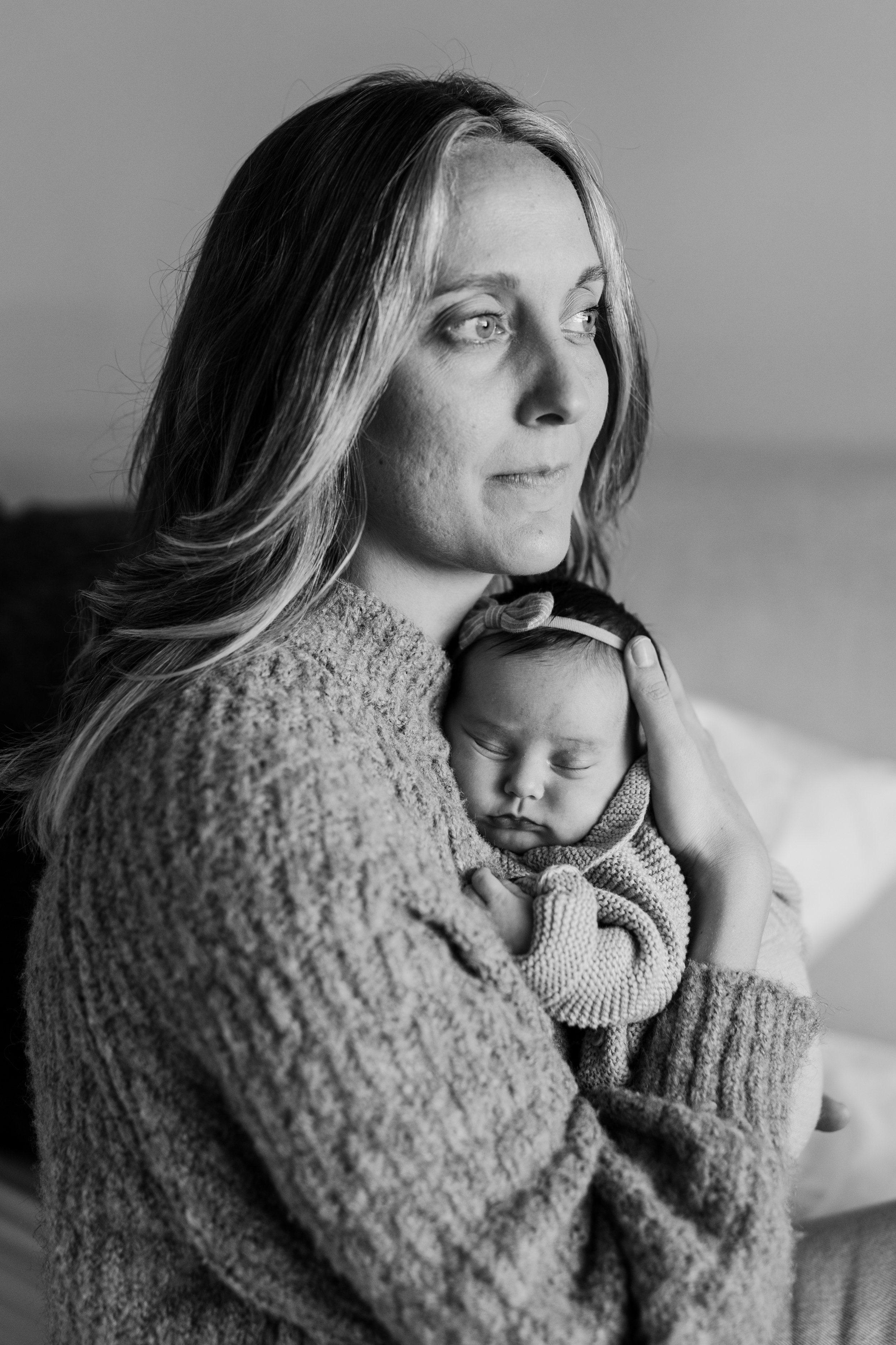 carslbad-newborn-photographer-in-home-session-22.jpg