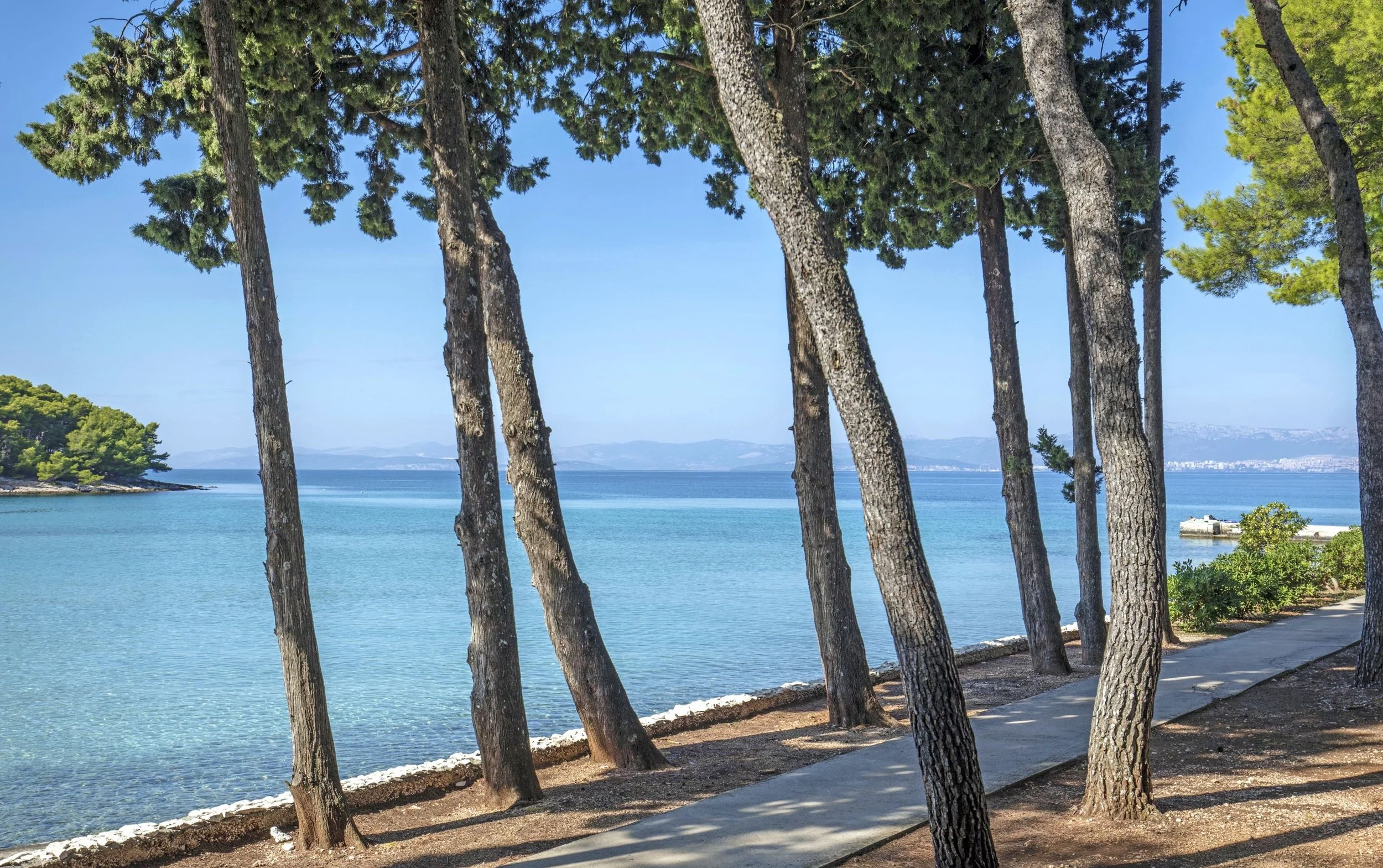 03 Supetar_Beach (1).jpg