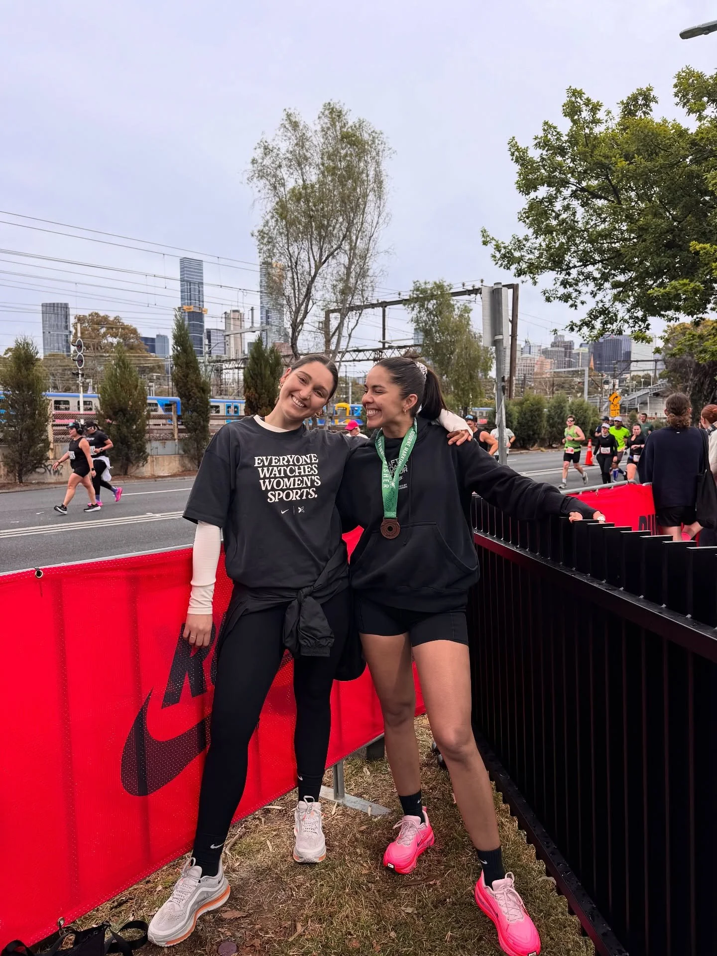HOW GOOD IS RUNNING!?

Melb Mara never disappoints. Witnessed so many moments today that made me teary and that made my cheeks hurt from smiling. 

Already planning my 2026 comeback!

@melbmara @nikerunning @femmi.co