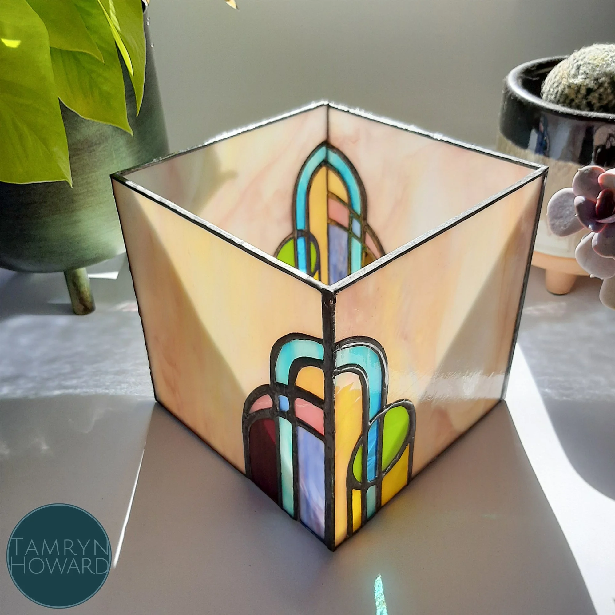 Art deco planter / candle holder