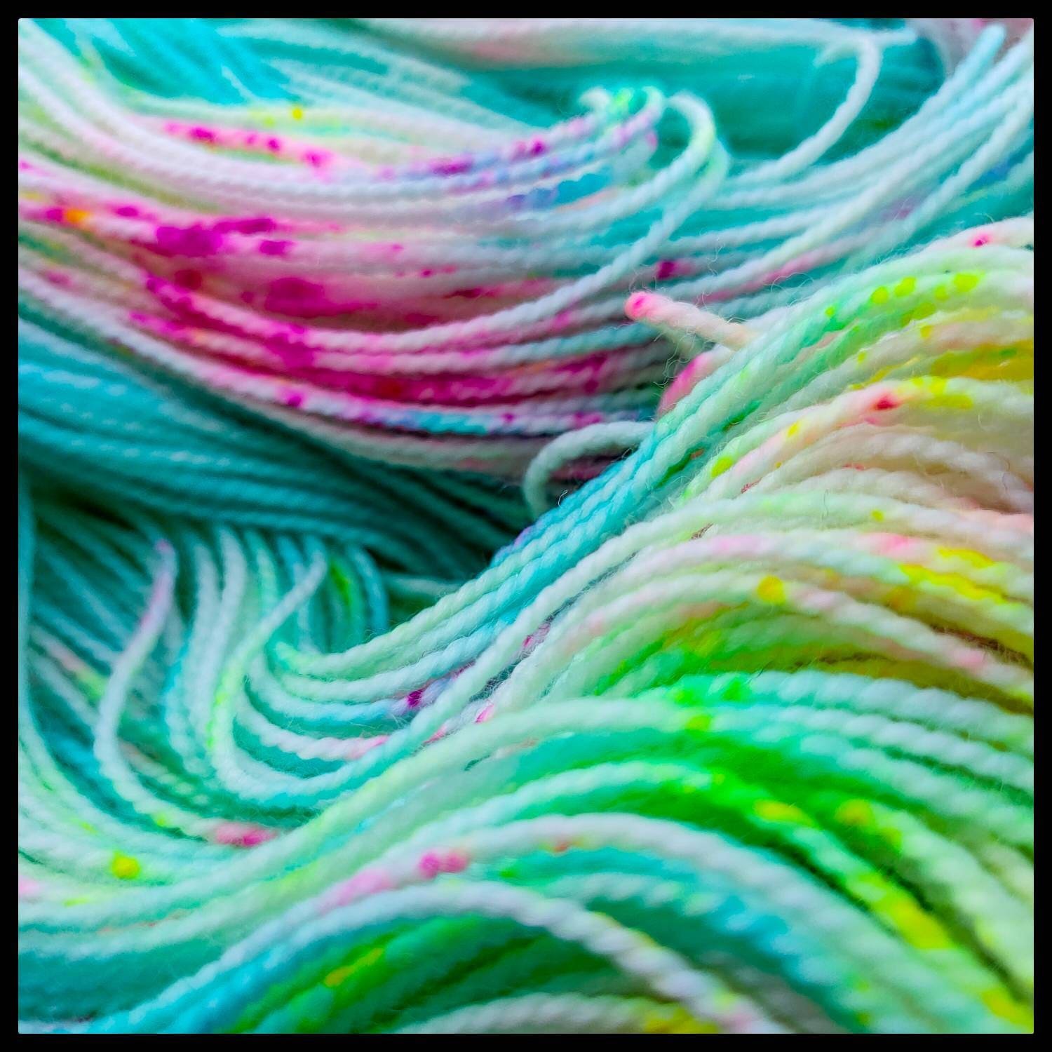 https://i.etsystatic.com/18980514/r/il/3661e3/3210809090/il_fullxfull.3210809090_fwvd.jpg