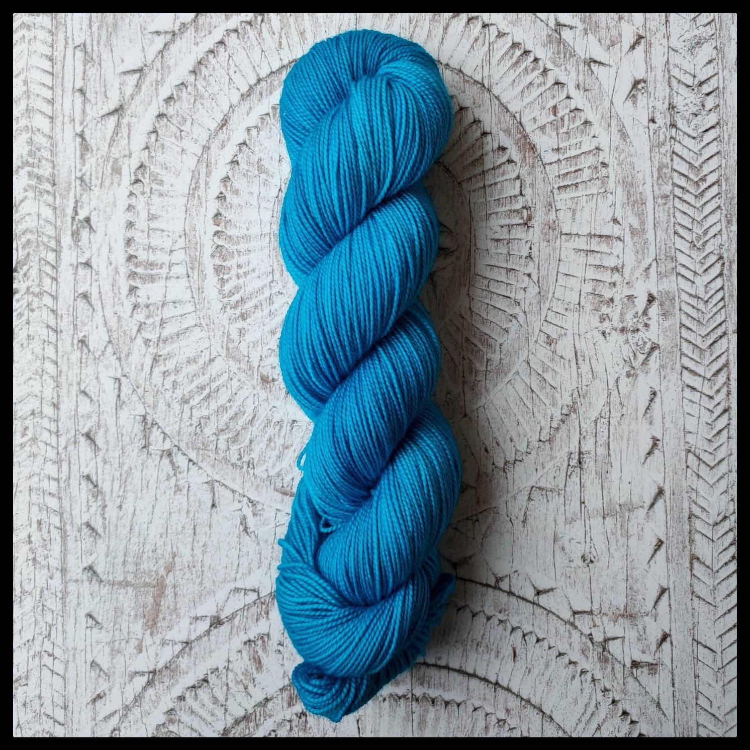 https://i.etsystatic.com/18980514/r/il/89586f/2672532447/il_fullxfull.2672532447_3b43.jpg