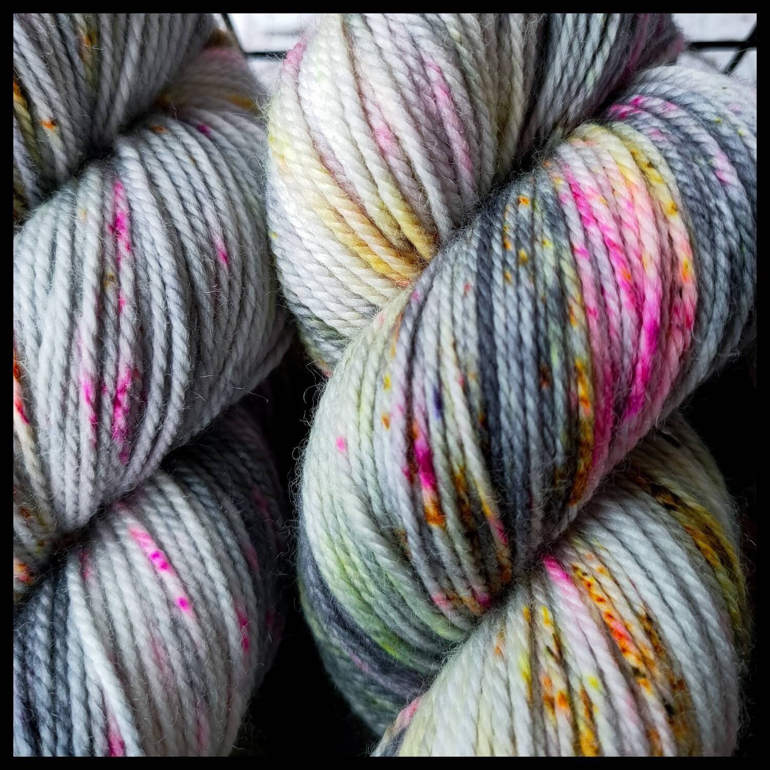 https://i.etsystatic.com/18980514/r/il/cf3b02/2670564849/il_fullxfull.2670564849_hmb6.jpg