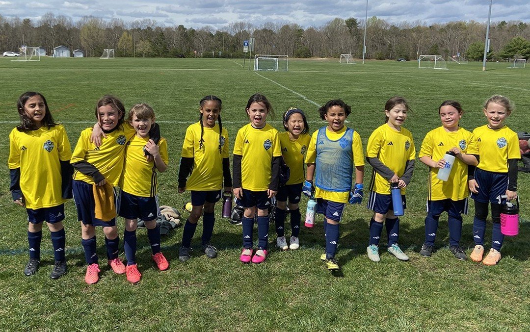 Our U8 Mayhem players are always happy to play! Congrats to the players and coaches on a hard-fought 6-5 win the other week on the road! Mackenzie and Brooklyn both scored hat tricks!