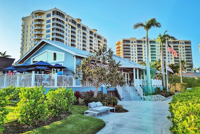 High Tide Social House