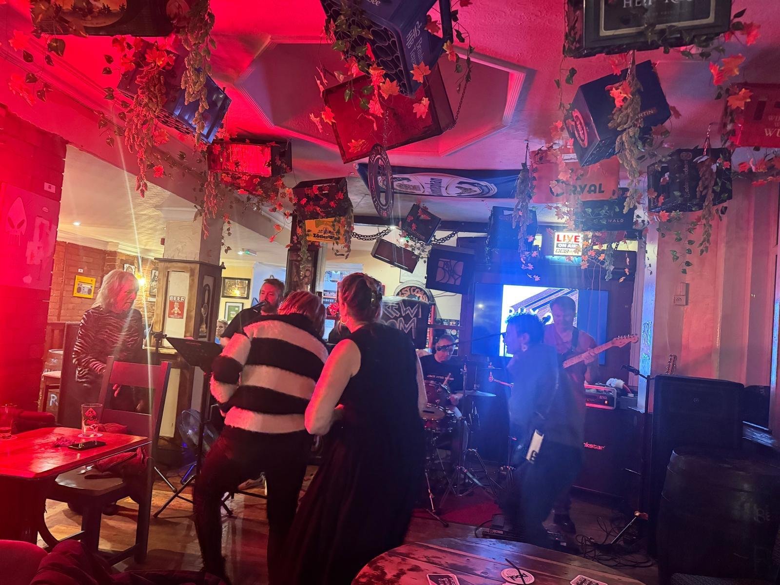 WhatsApp Image 2025-12-14 at 00.54.47 (5).jpeg