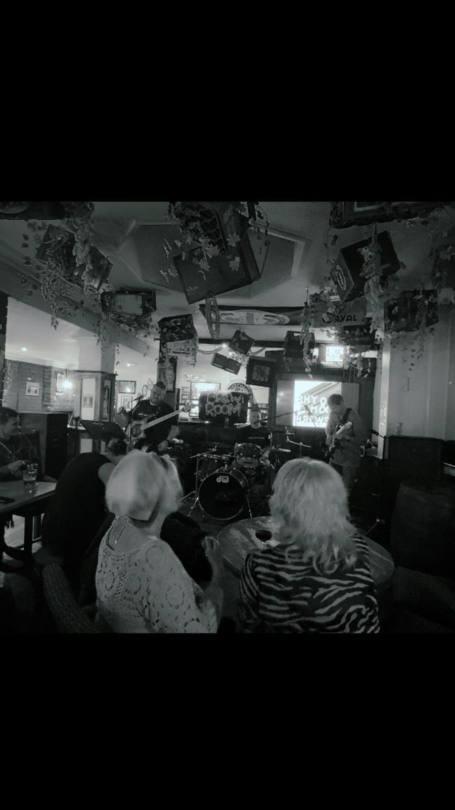 WhatsApp Image 2025-12-14 at 00.54.46 (3).jpeg