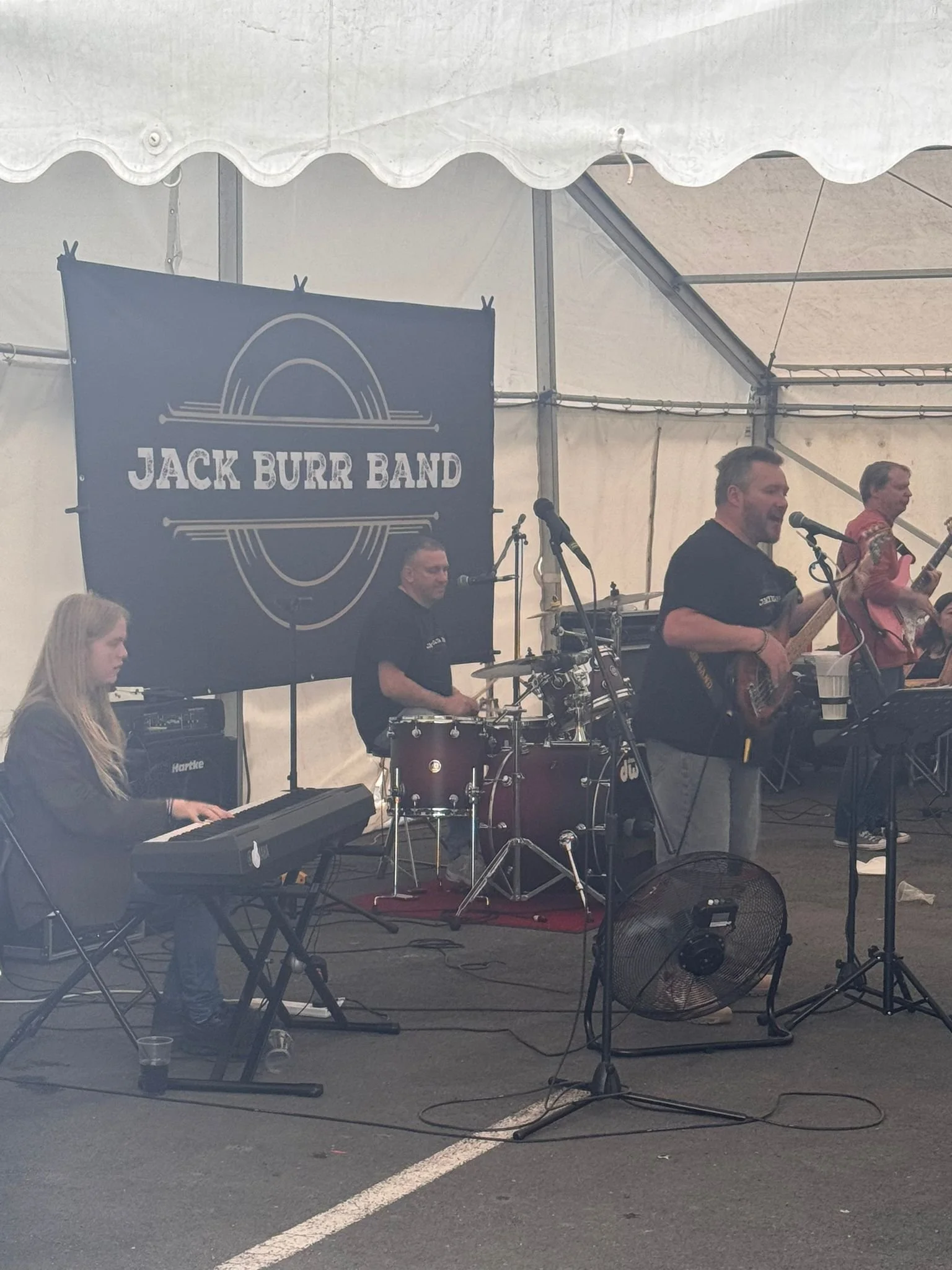 WhatsApp Image 2025-09-06 at 22.28.46 (1).jpeg