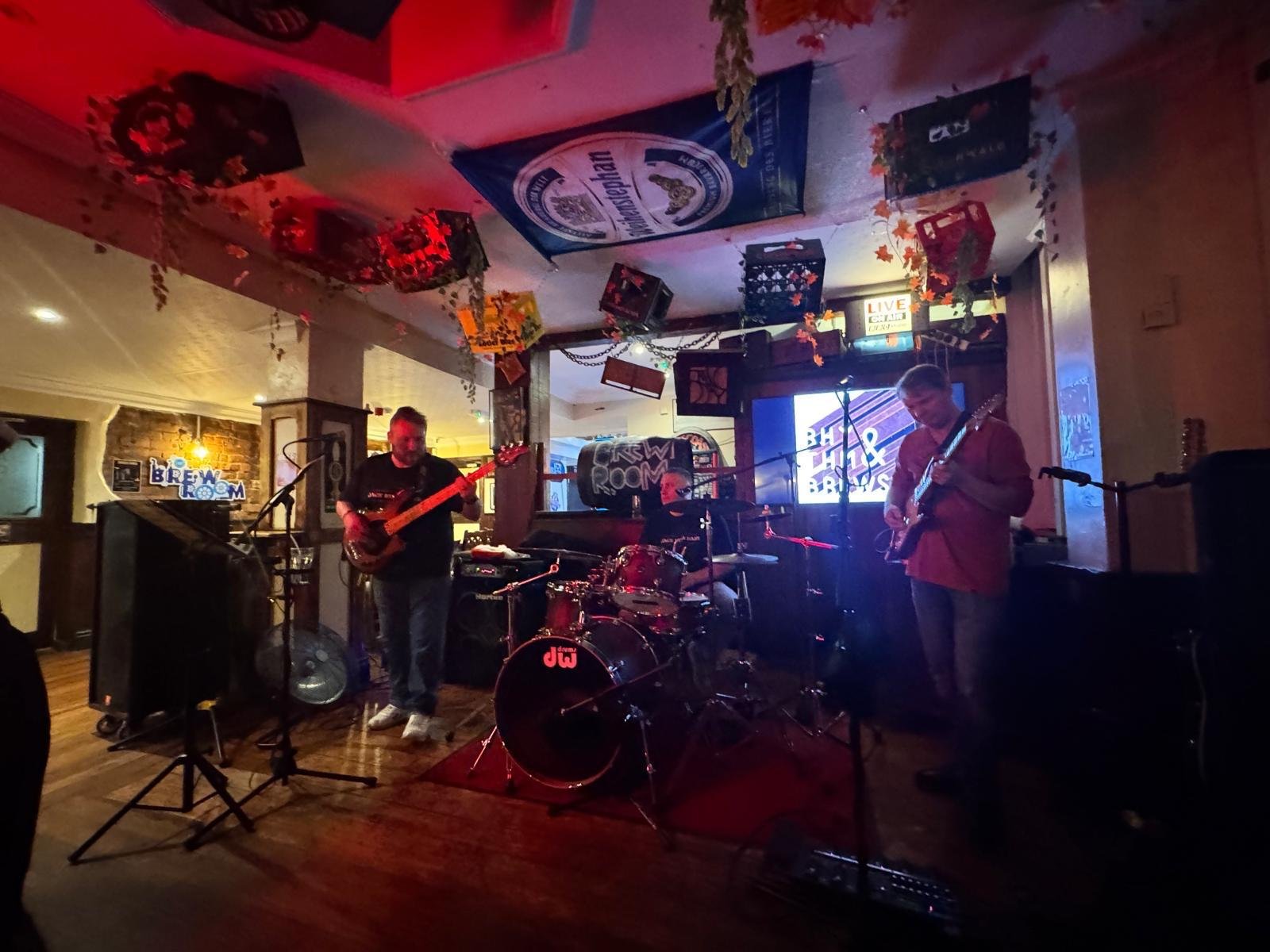 WhatsApp Image 2025-12-14 at 00.54.47 (2).jpeg