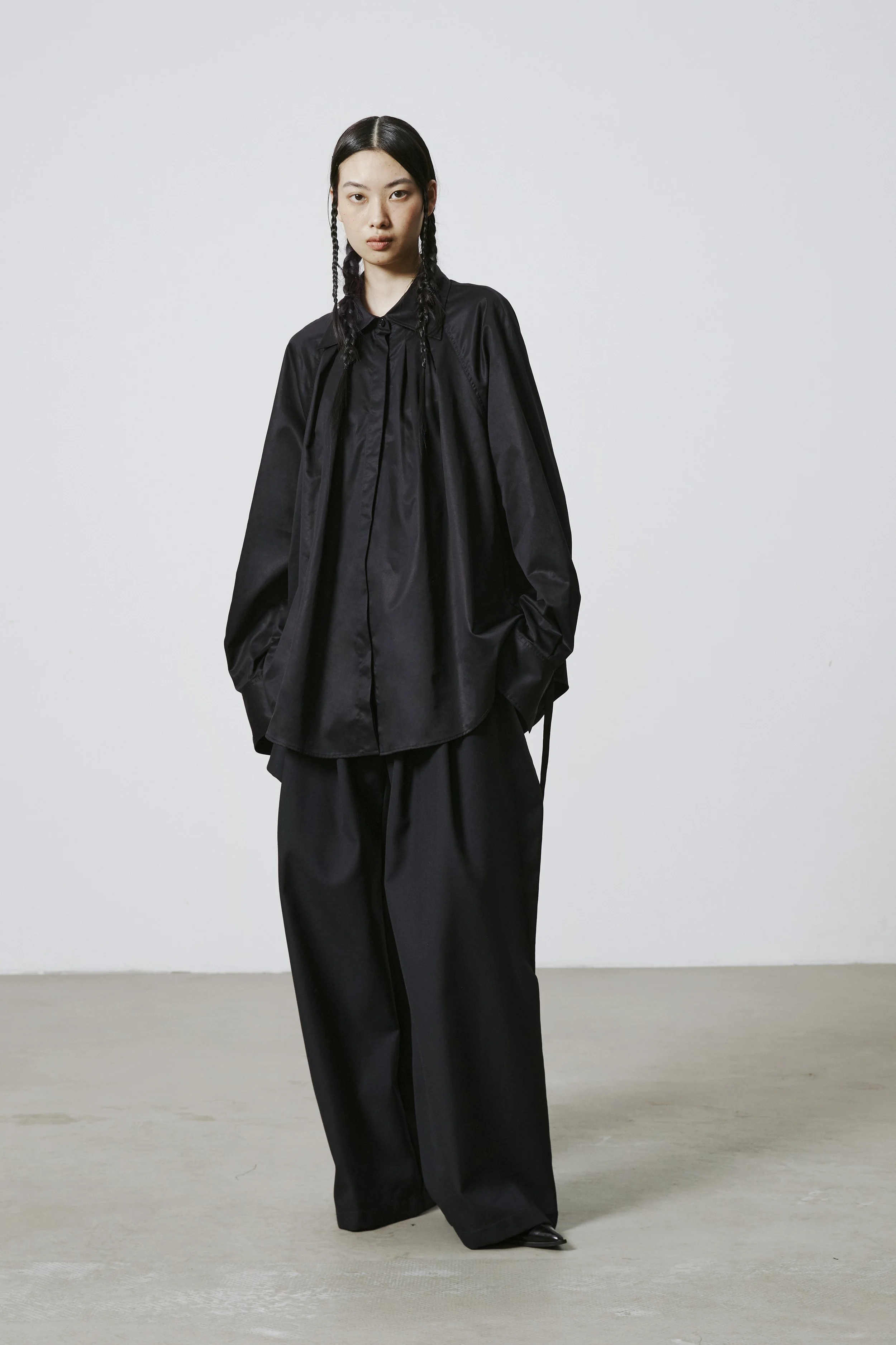 MTG AW242000.jpg
