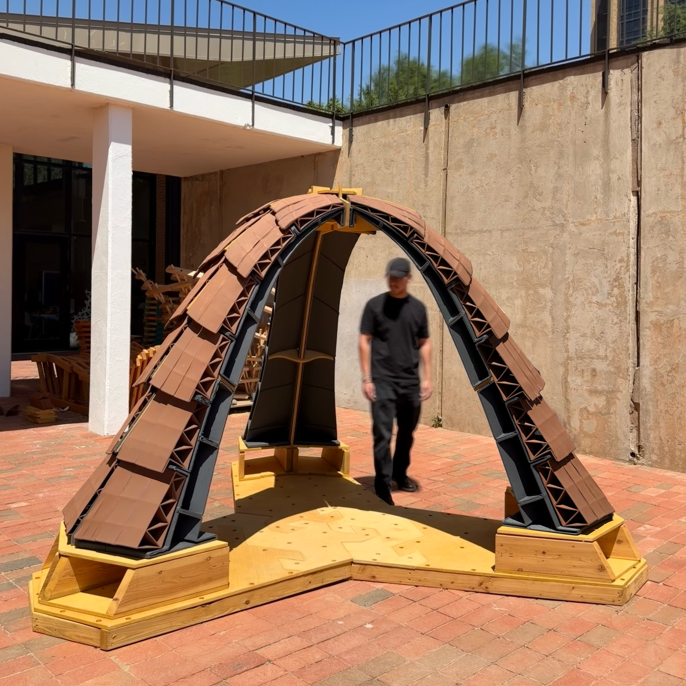 Hybrid Discrete Vault