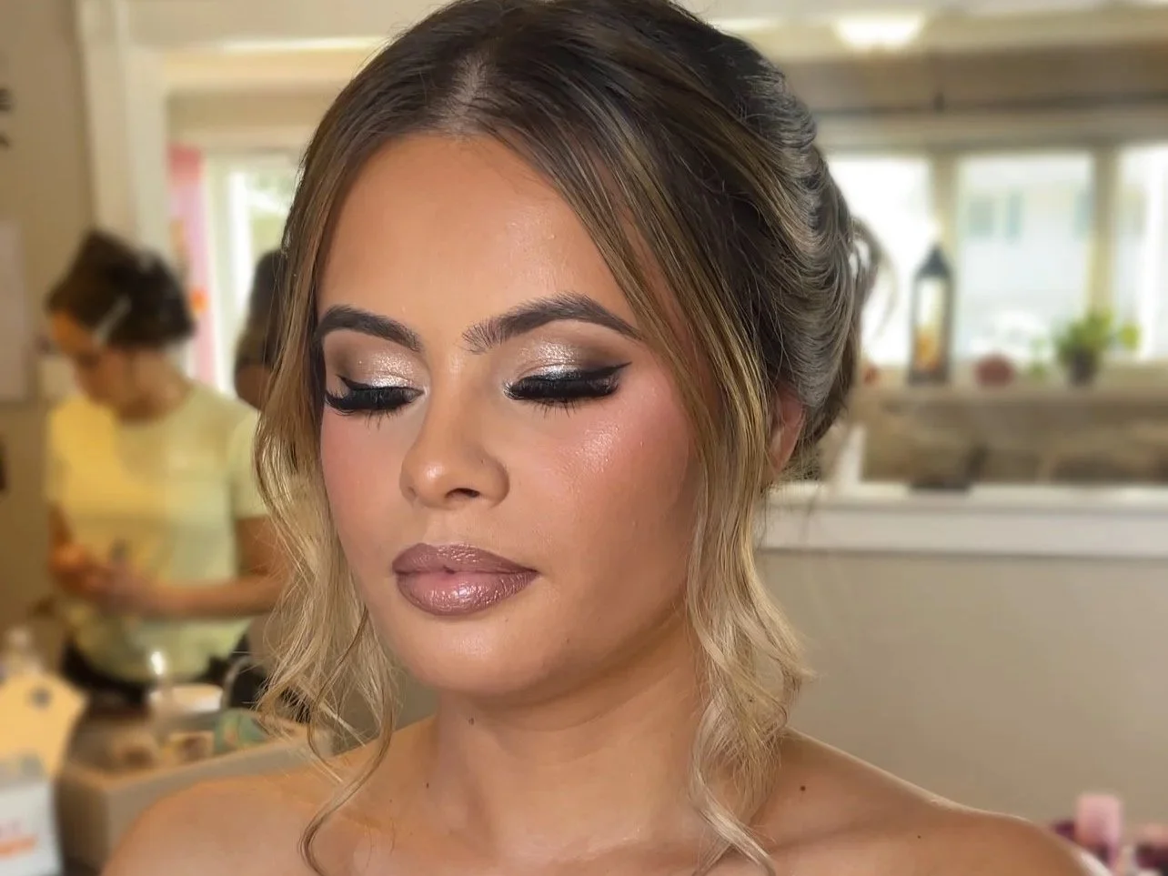 Facetune_05-10-2023-17-34-35.jpg