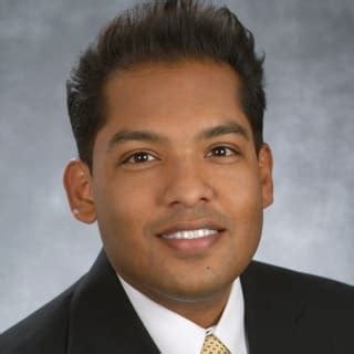 Manoj Mathew MD Headshot.jpg