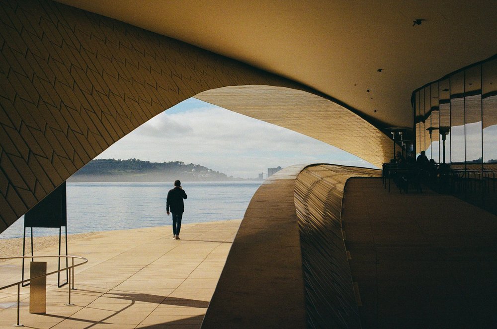 "Fierce wintersun, Portugese tiles, a wave along the waterside and the caller is quicker” by Jens van Heijningen