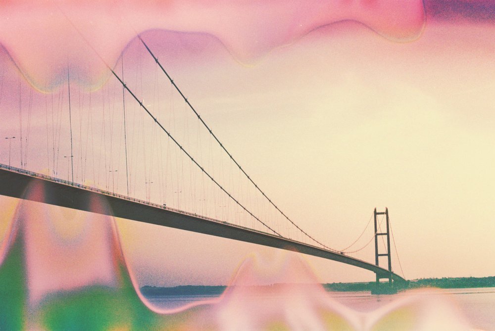 Humber+Bridge+lookout+point.jpg