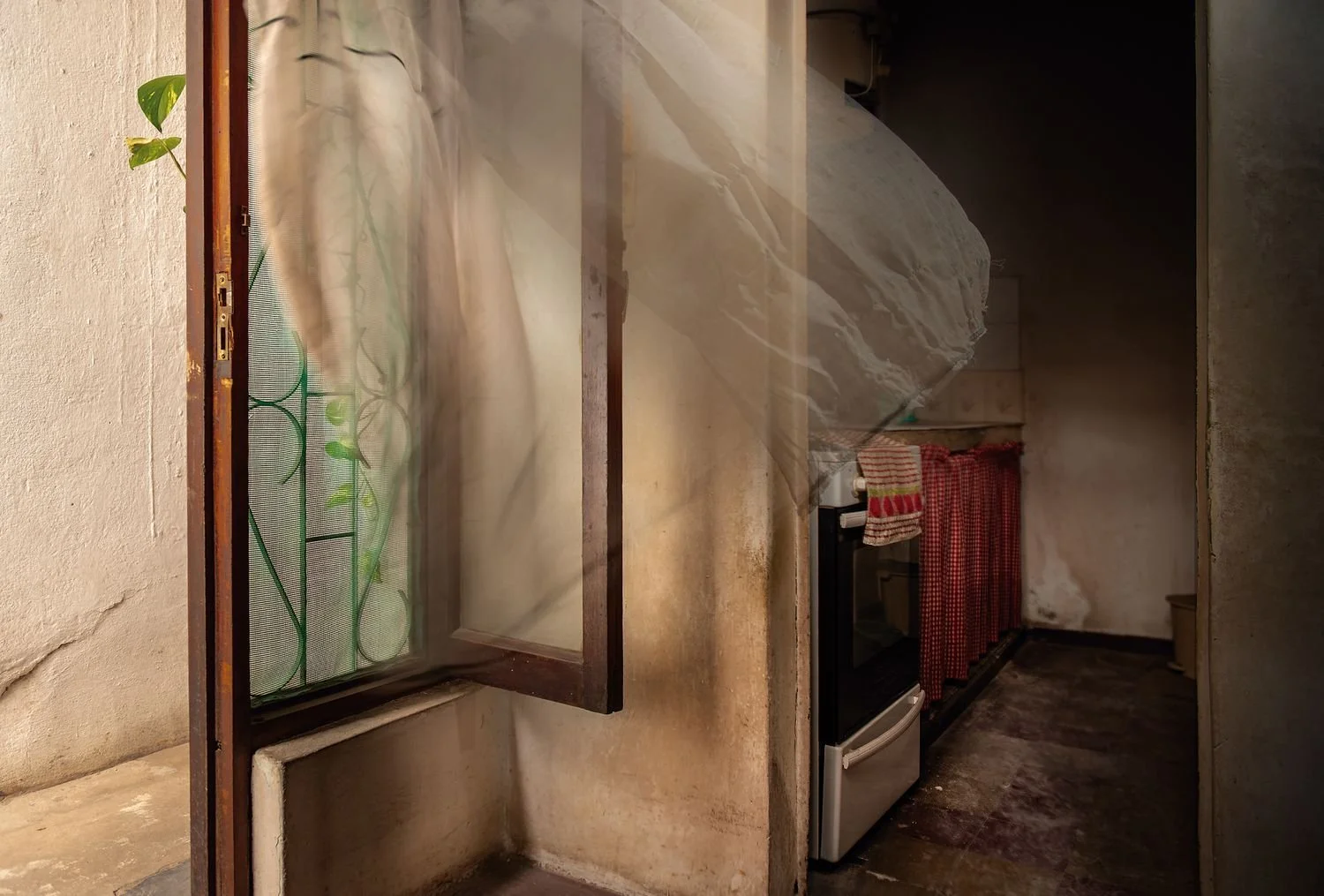 5 - 05-HERMANAS_Claudia_Lareu - 70345f3b-e6b9-433b-b9b8-a9ef3a739026.jpg