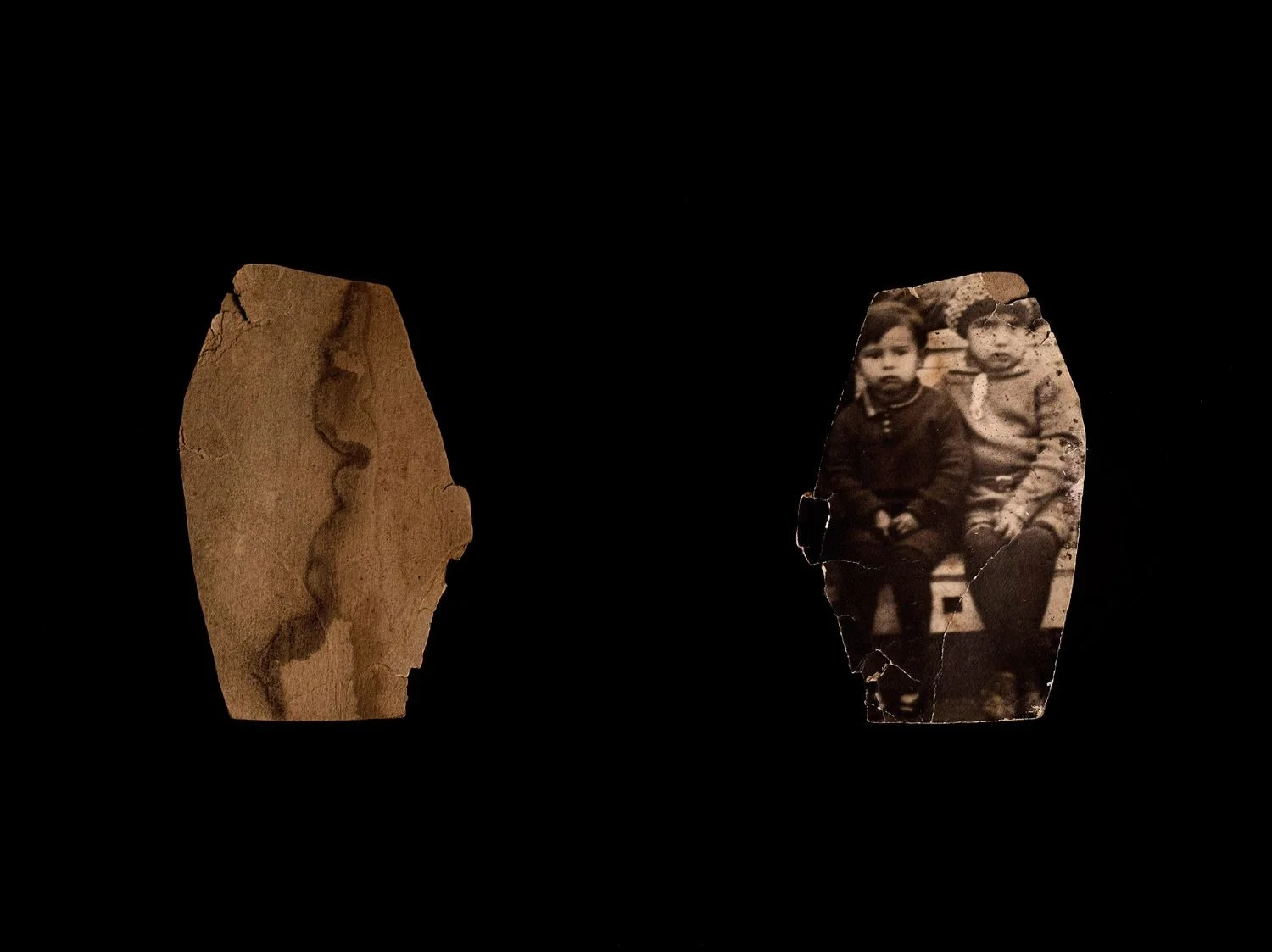 8 - 08-HERMANAS_Claudia_Lareu - 5a3d6118-056b-47d3-bf06-cd489a92fb0d.jpg