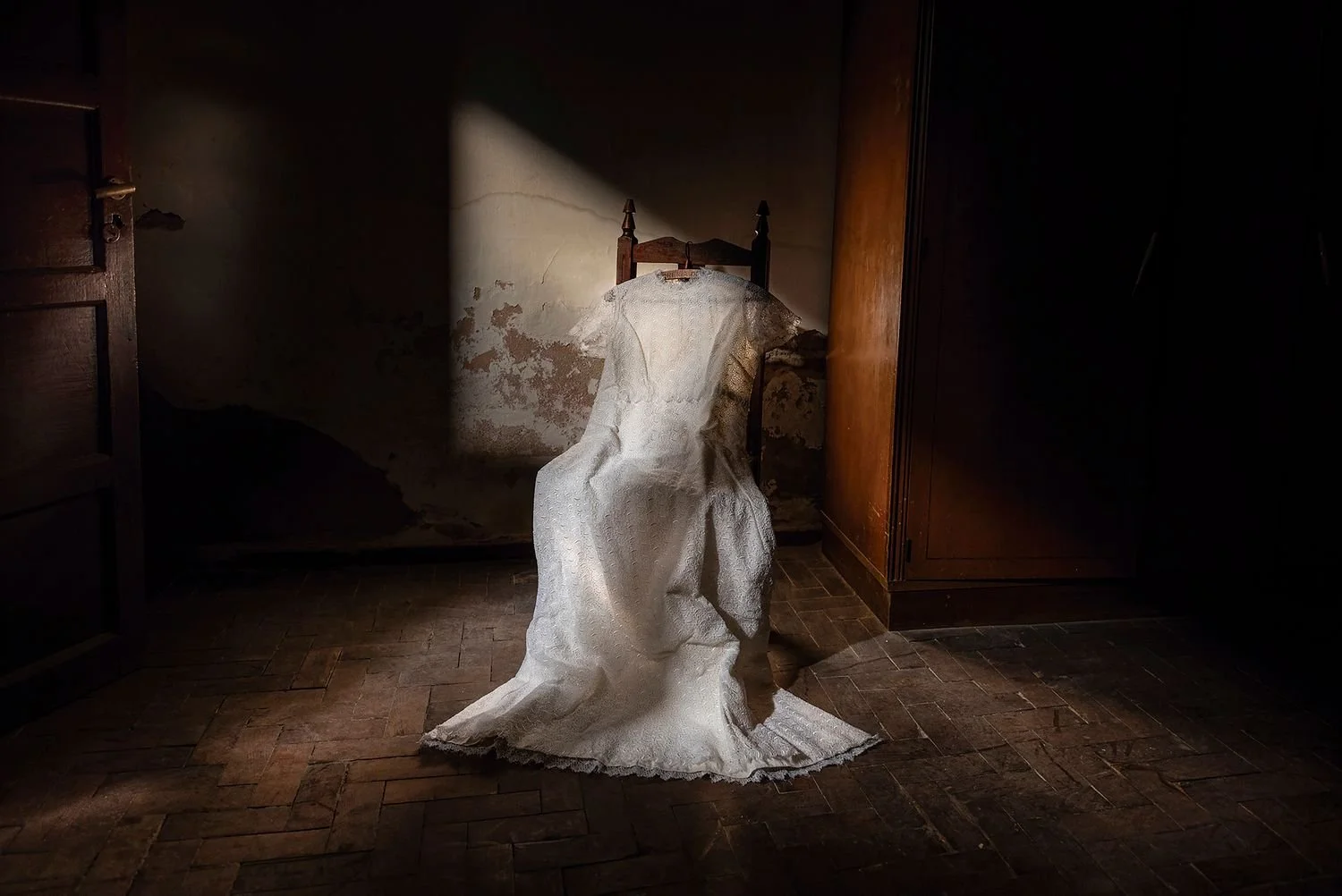 9 - 09-HERMANAS_Claudia_Lareu - 9ba93667-3521-45fe-90a4-409111f49d06.jpg