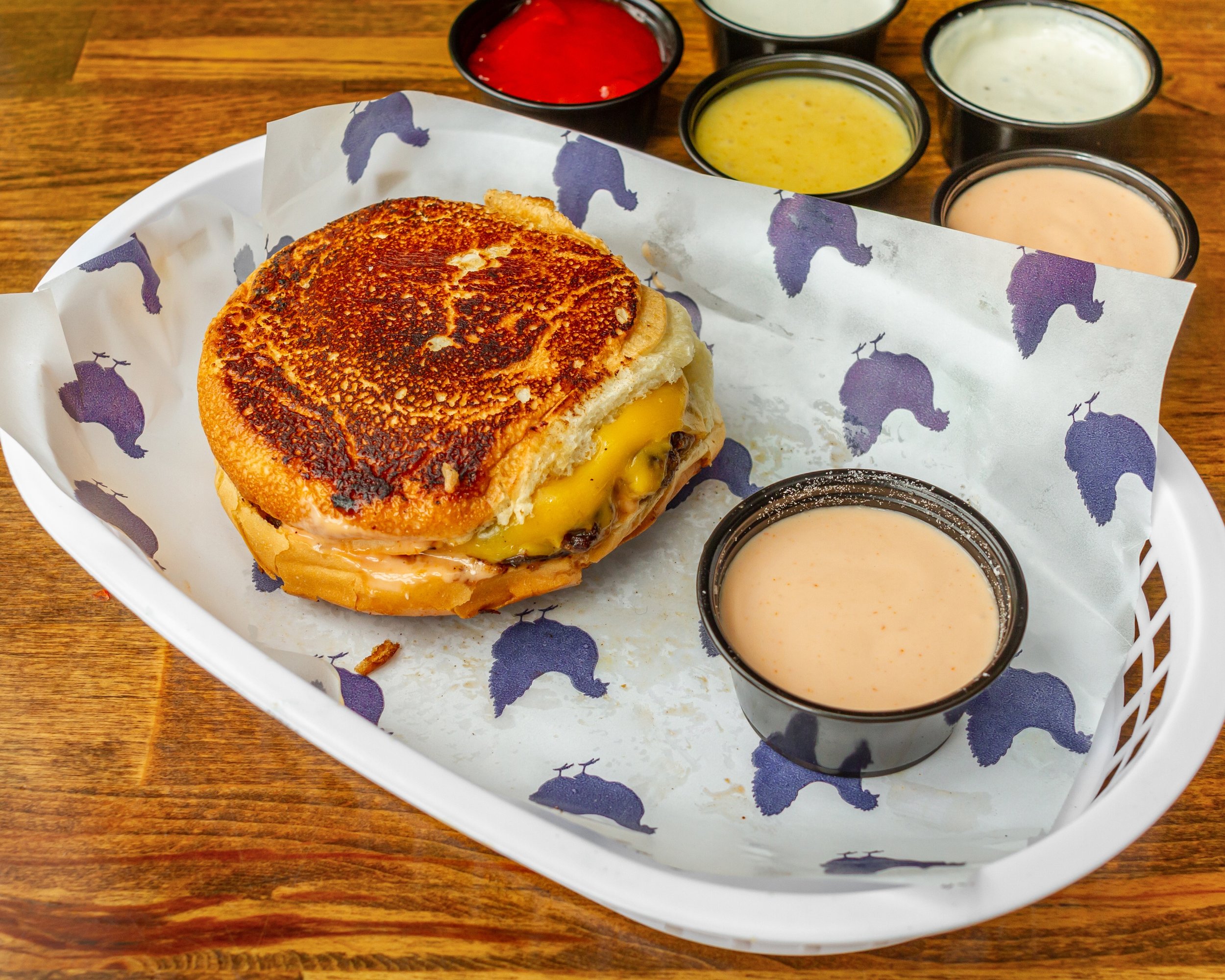 WingBar_SmashBurger_2880x2304.jpg