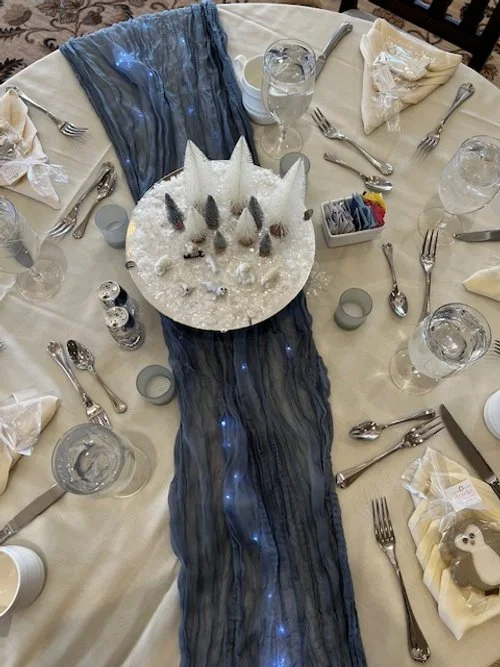 Arctic Winter Tablescape 